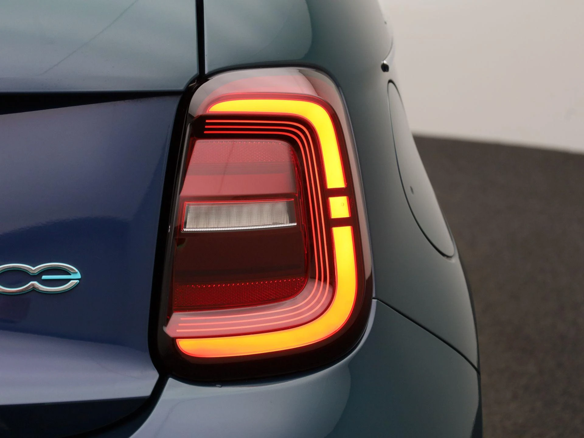 Fiat-500e-image-38