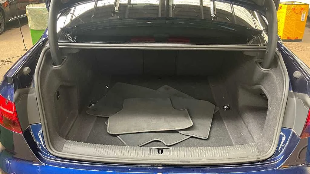 Audi-A4-image-37