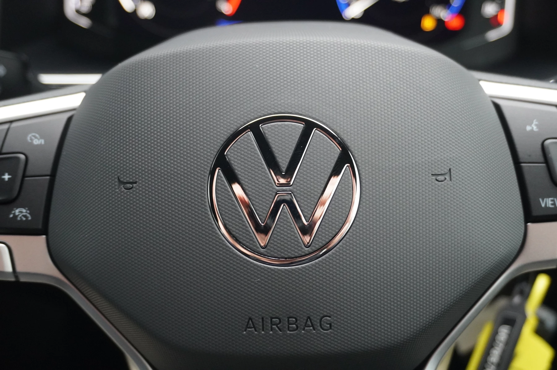 Volkswagen-Polo-image-28