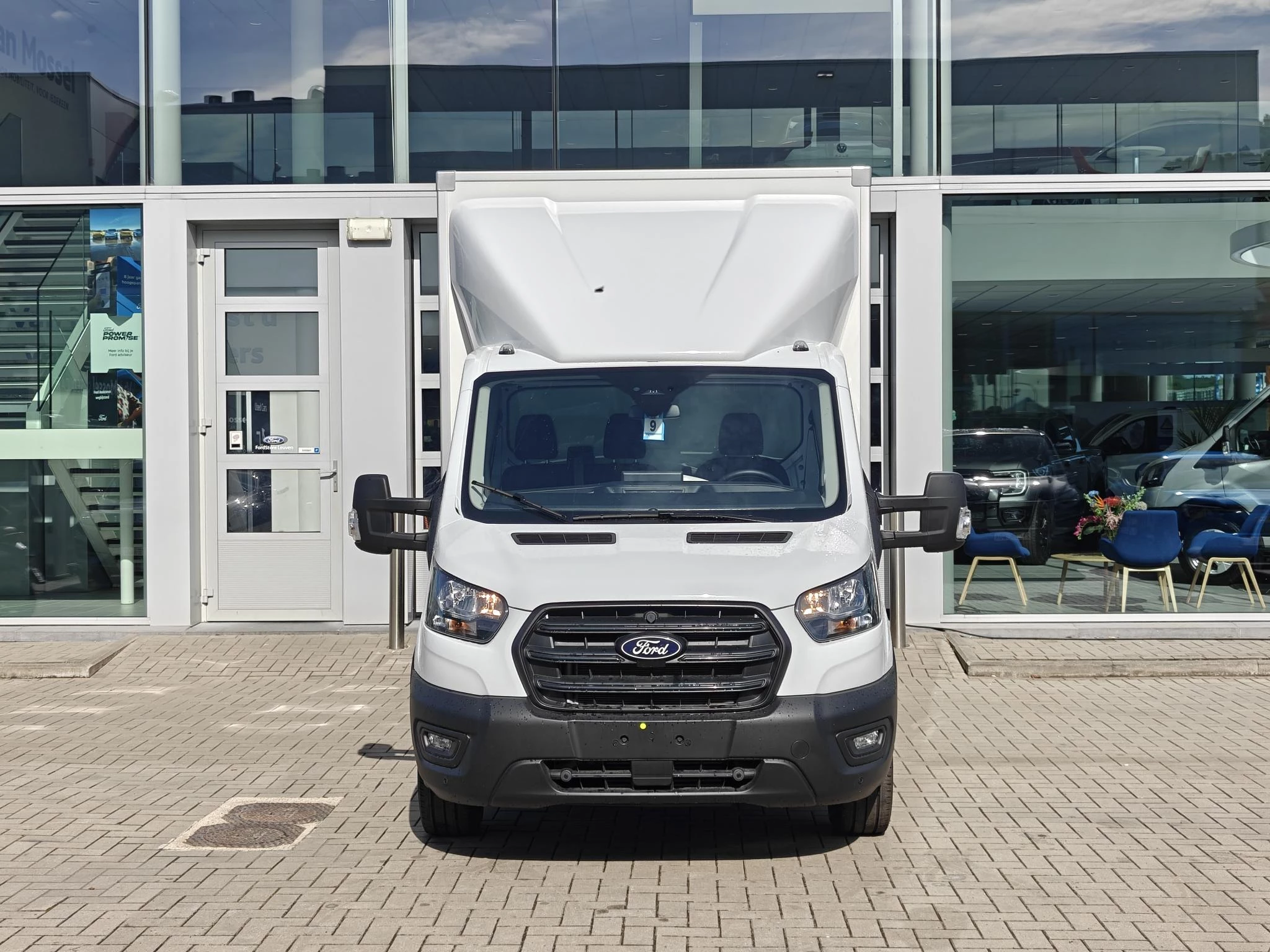 Ford Transit 2T ChassisCabine Meubelbak