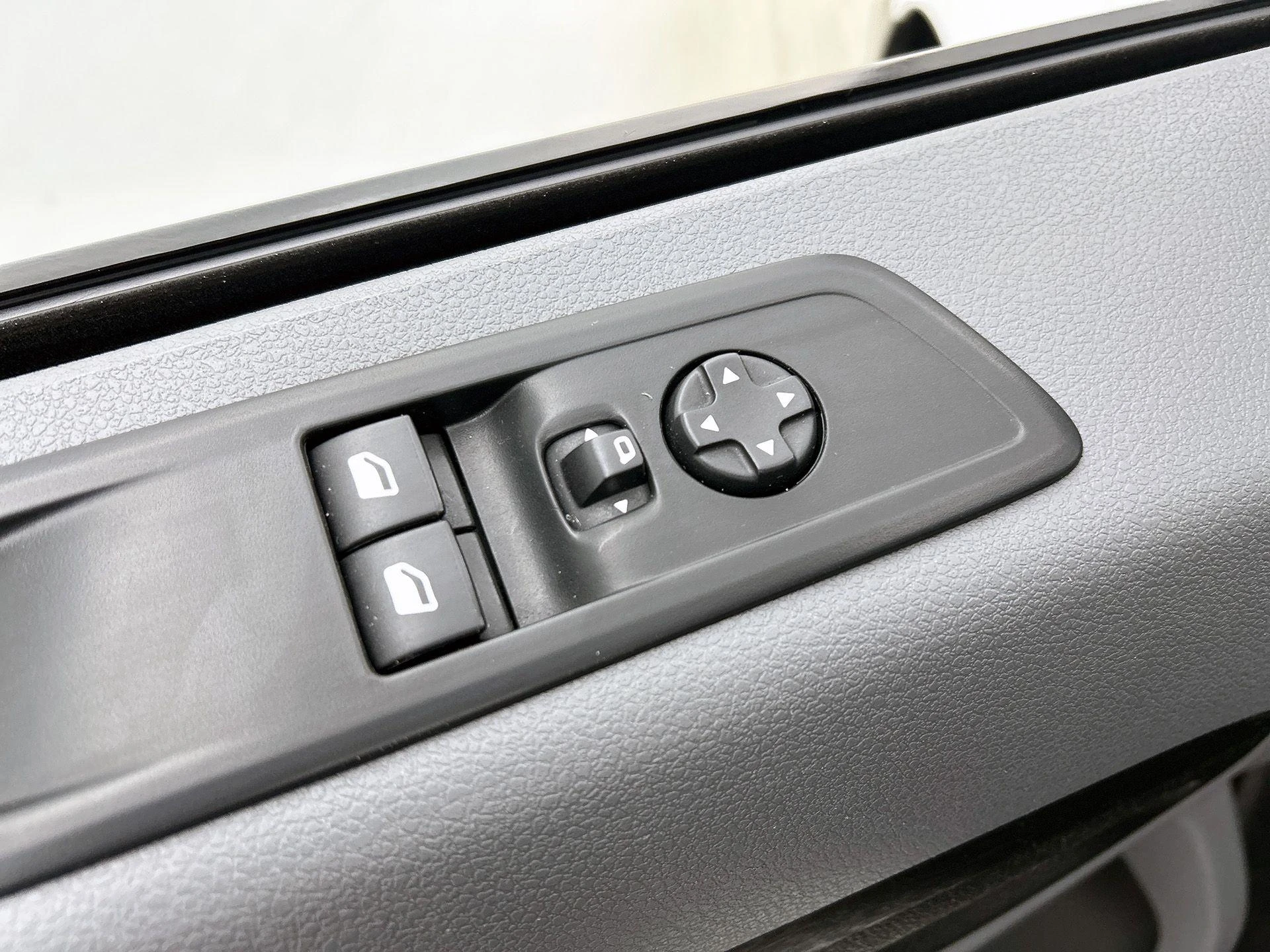 Opel-Vivaro-e-image-28