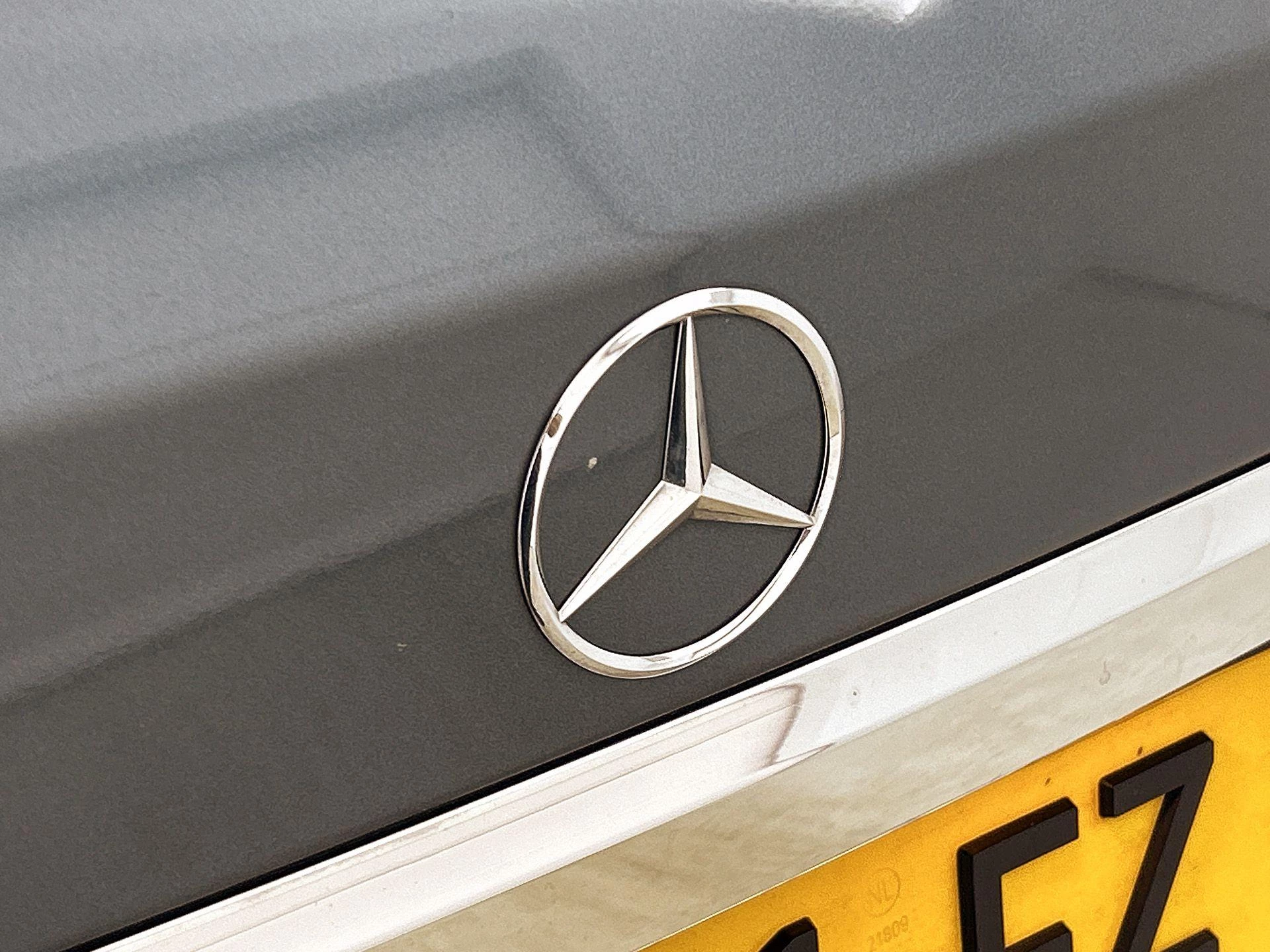 Mercedes-Benz-B-Klasse-image-11