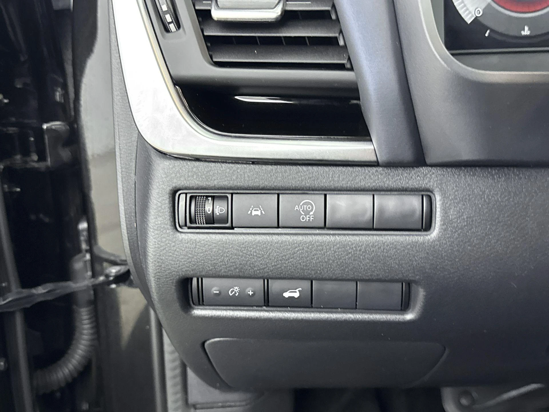 Nissan-QASHQAI-image-23