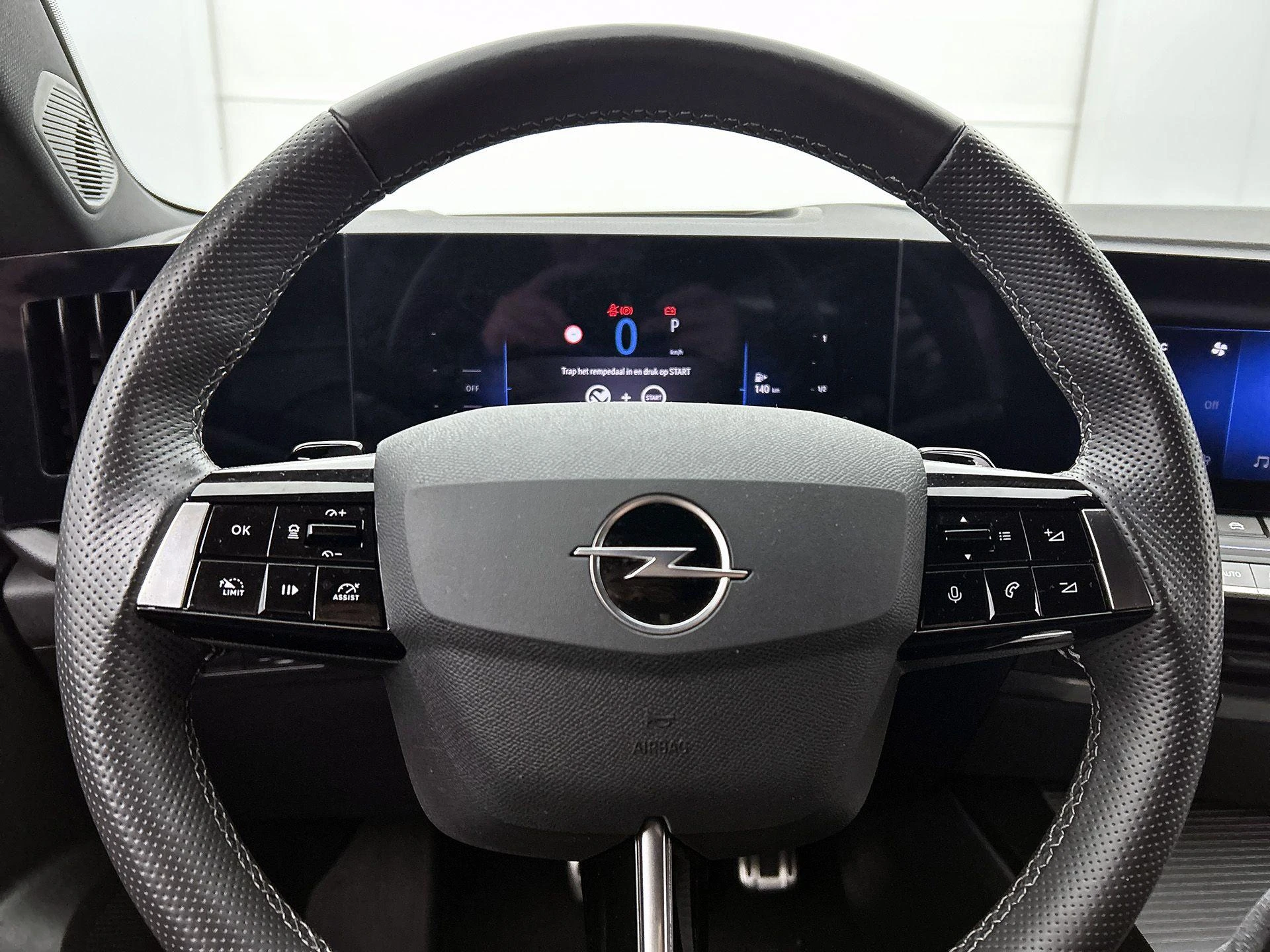 Opel-Astra-image-37