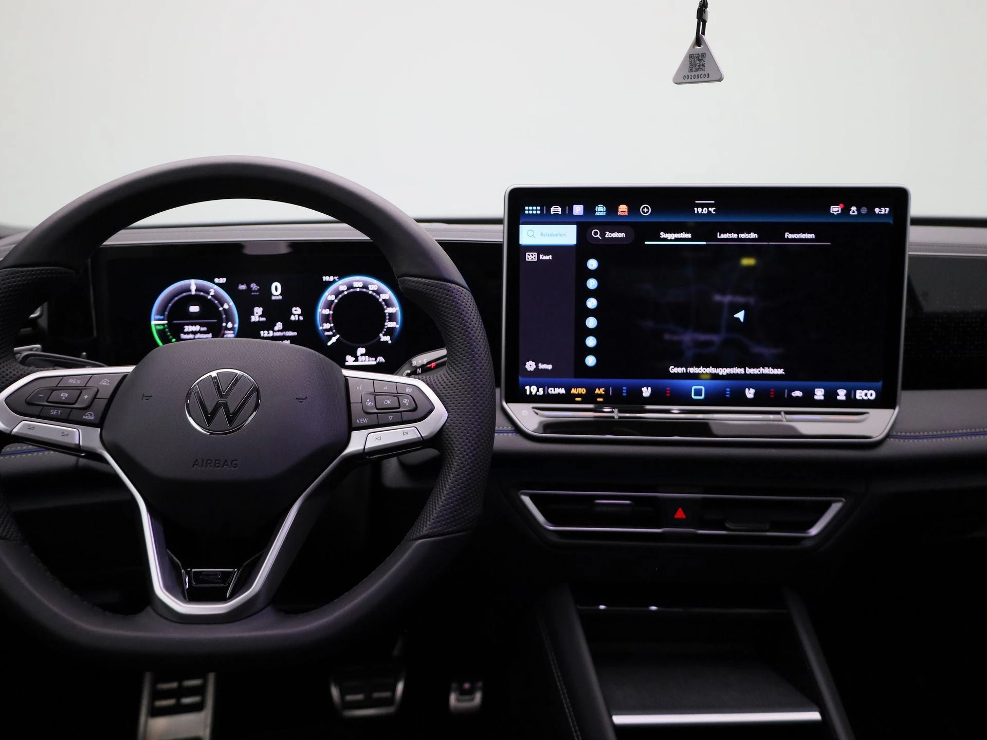 Volkswagen-Tiguan-image-6