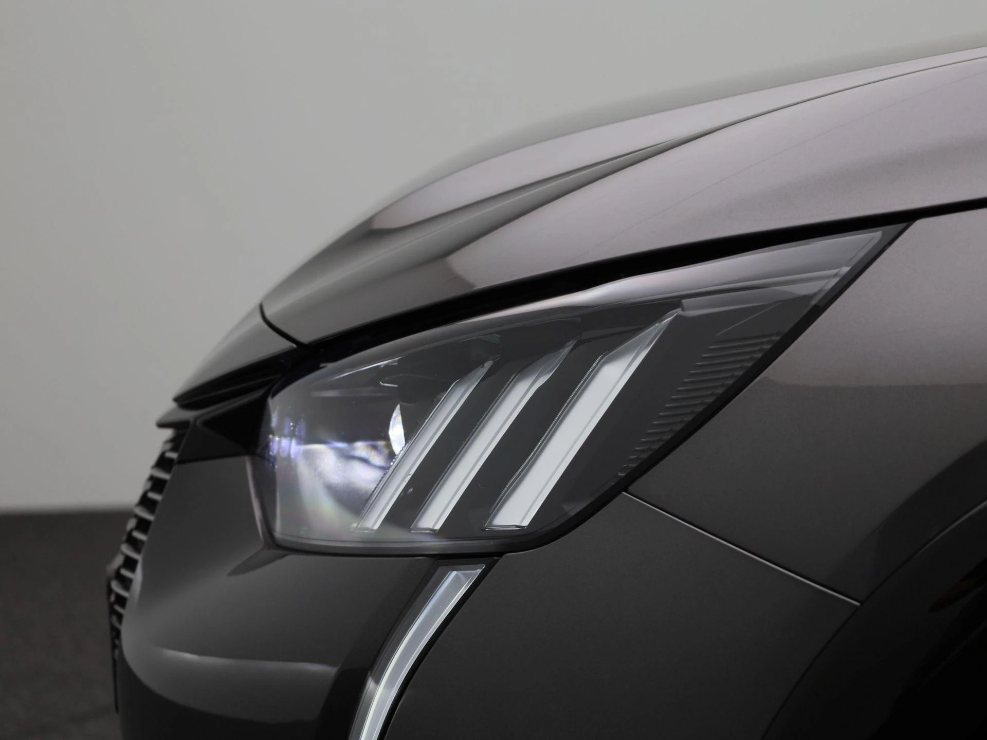 Peugeot-208-image-14