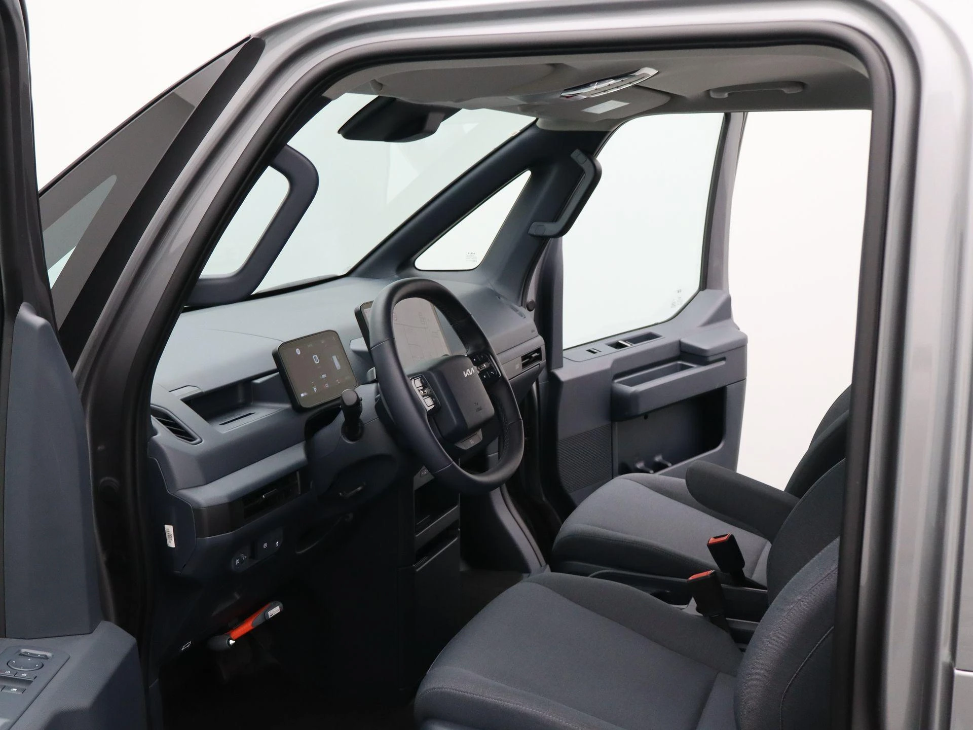 Kia-PV5-image-6