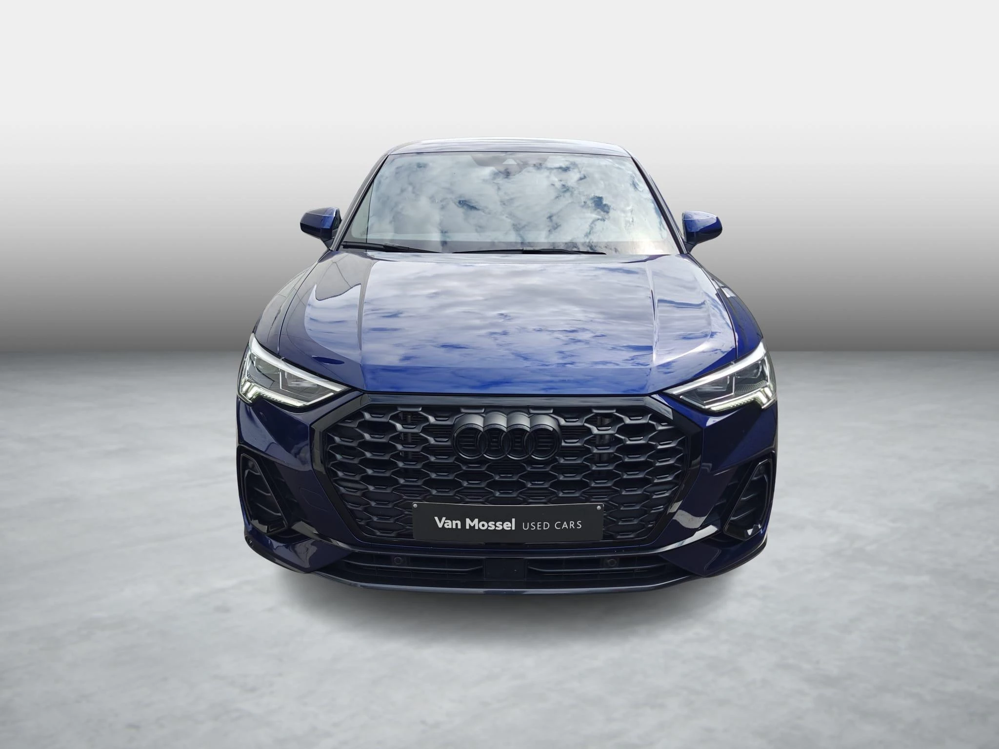 Audi-Q3-image-2