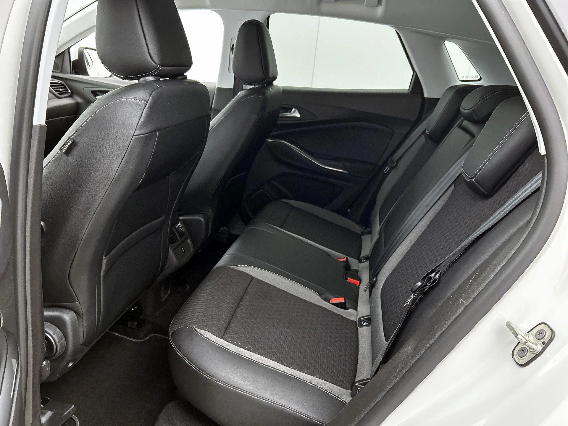 Opel-Grandland X-image-25