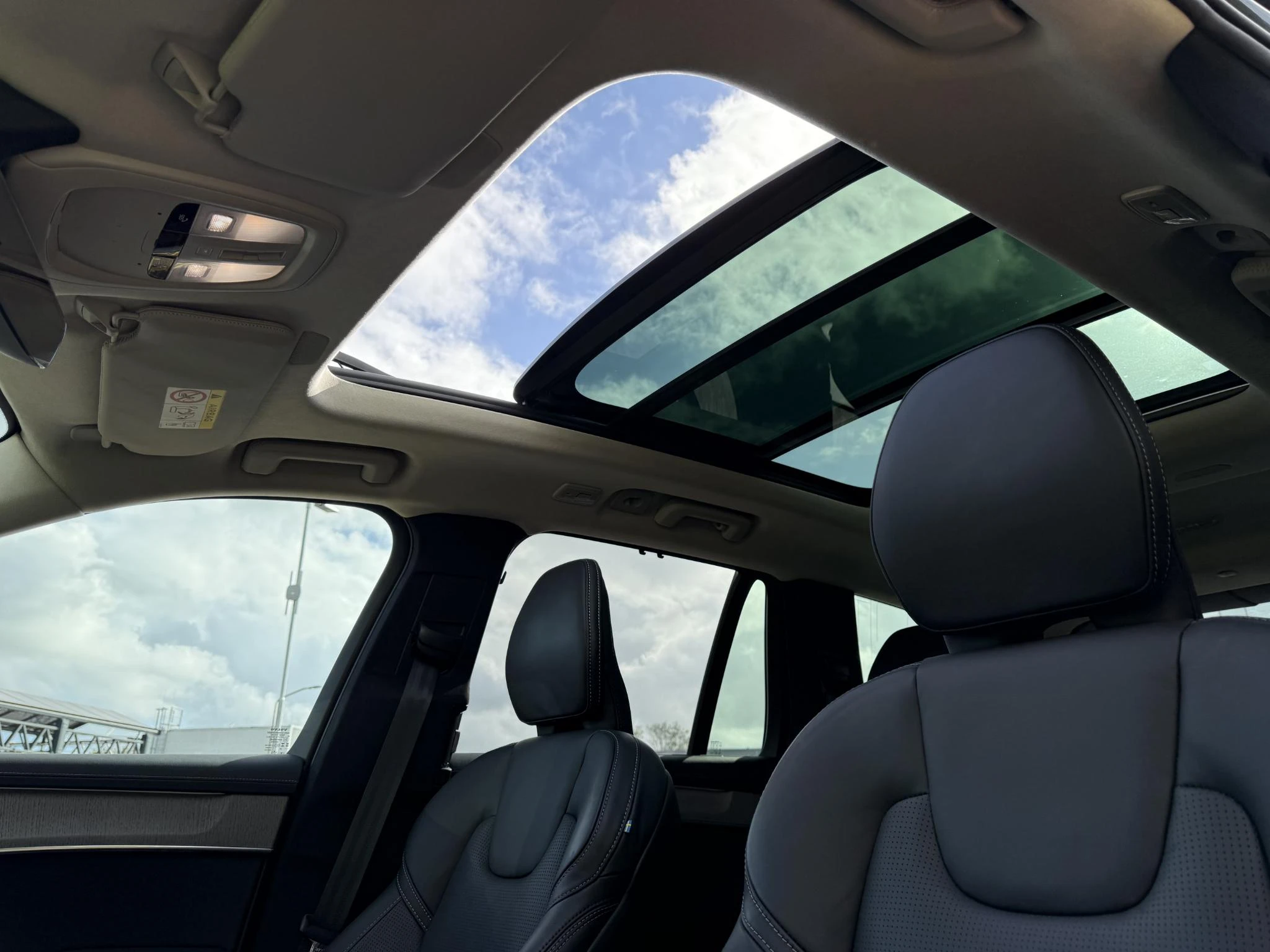 Volvo-XC90-image-2