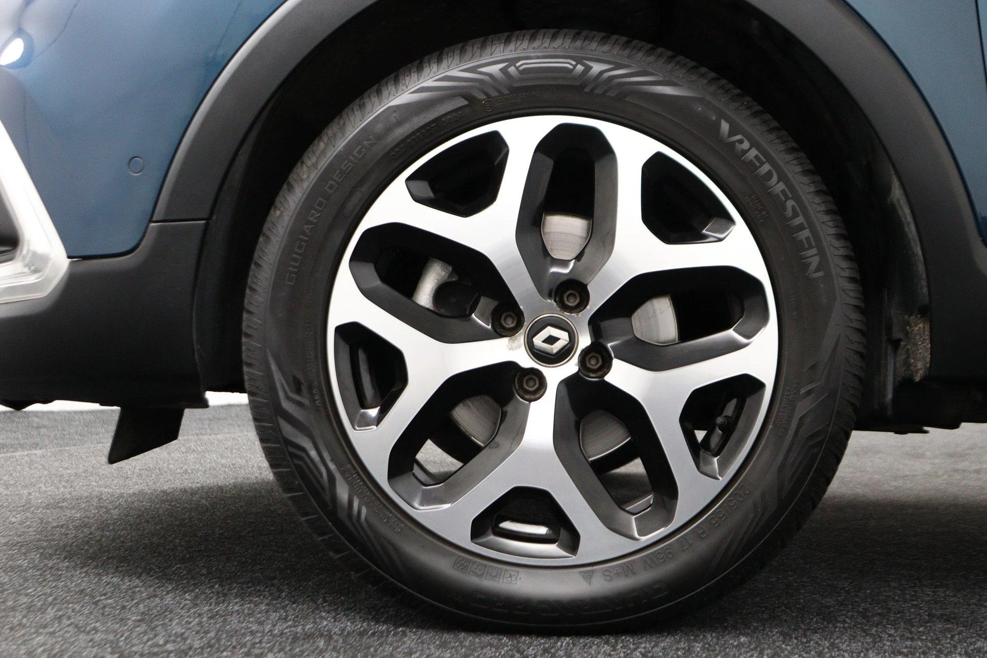 Renault-Captur-image-30
