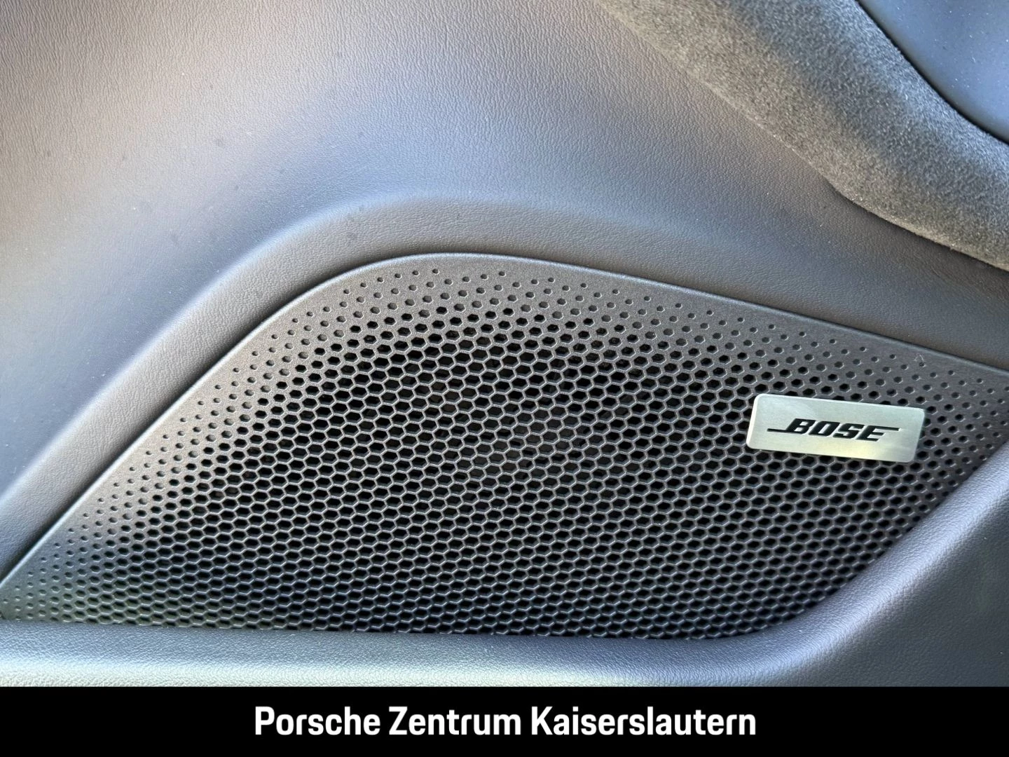 Porsche Taycan GTS HA-Lenkung InnoDrive Head-Up BOSE gts