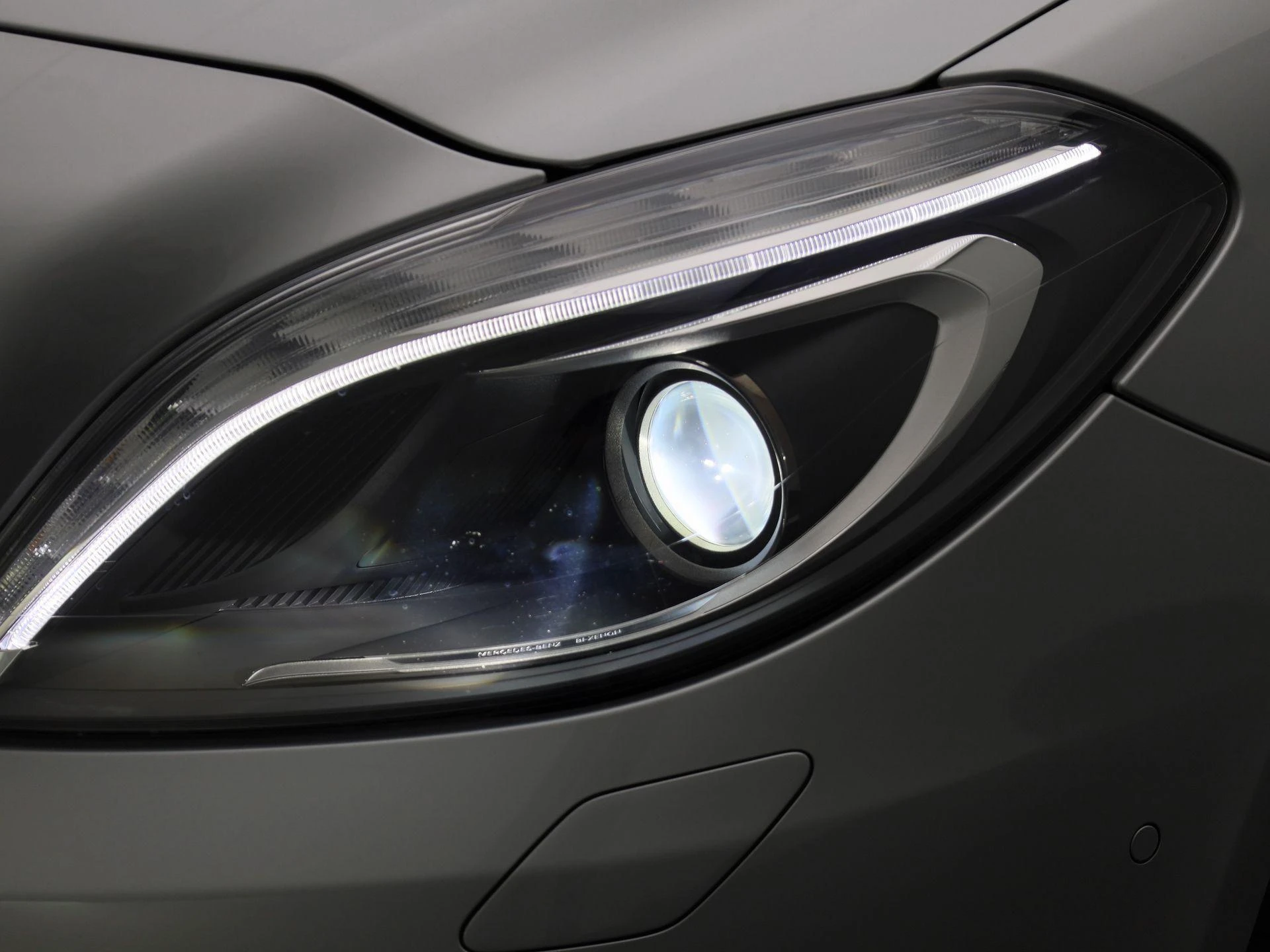 Mercedes-Benz-B-Klasse-image-12
