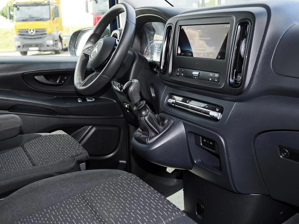 Mercedes-Benz-Vito 116-image-9