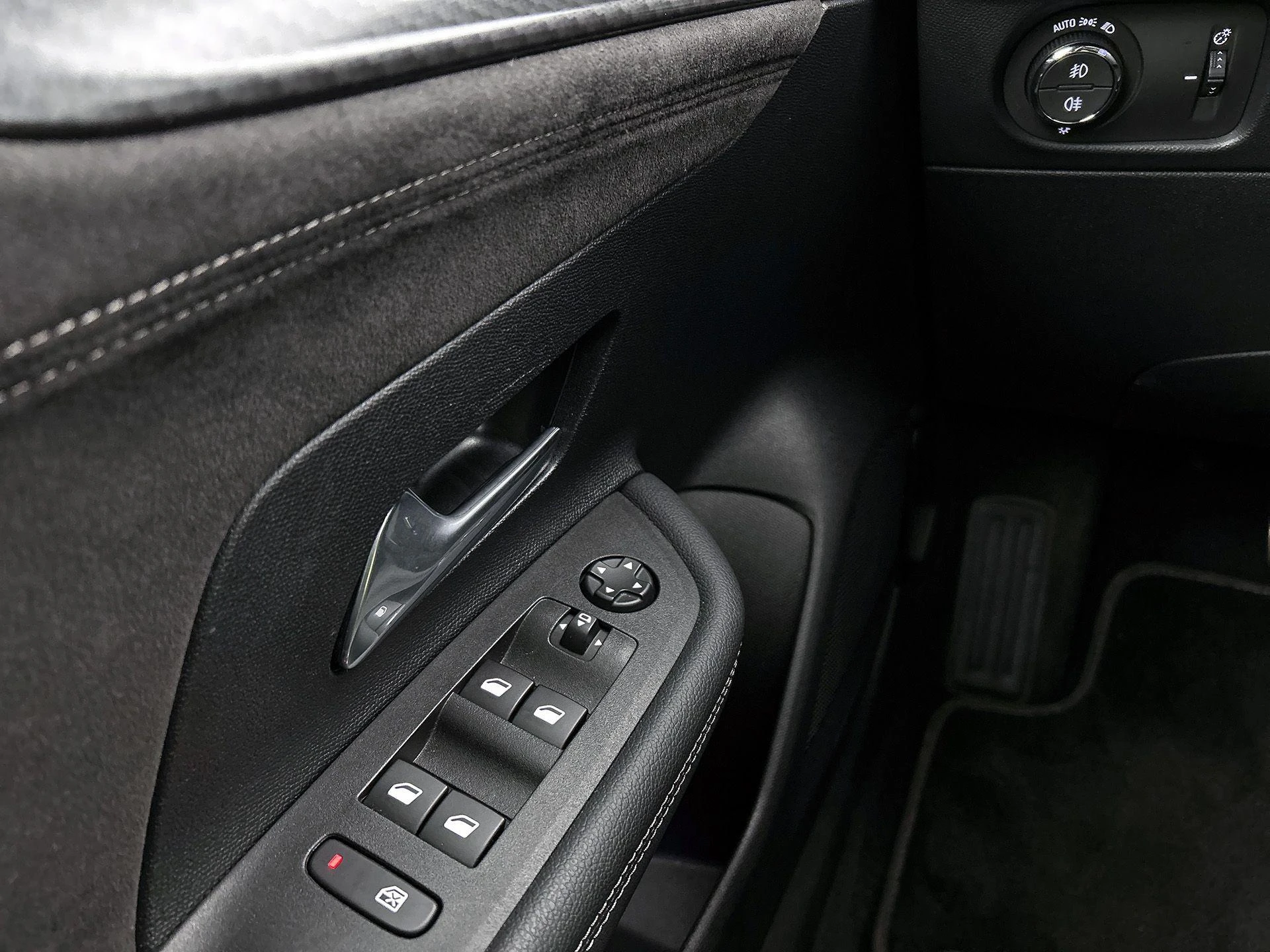 Opel-Mokka-e-image-35