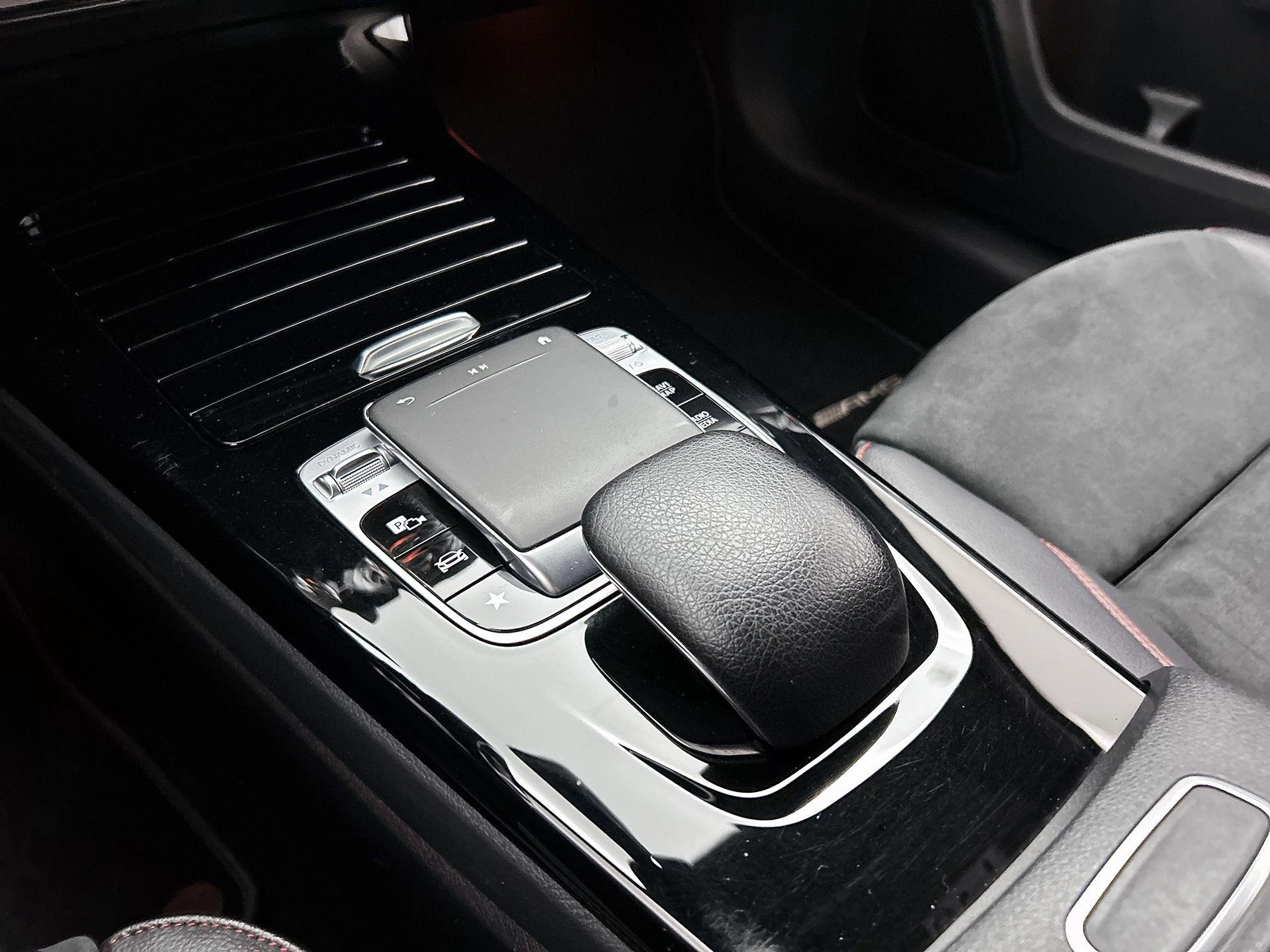 Mercedes-Benz-A-Klasse-image-30