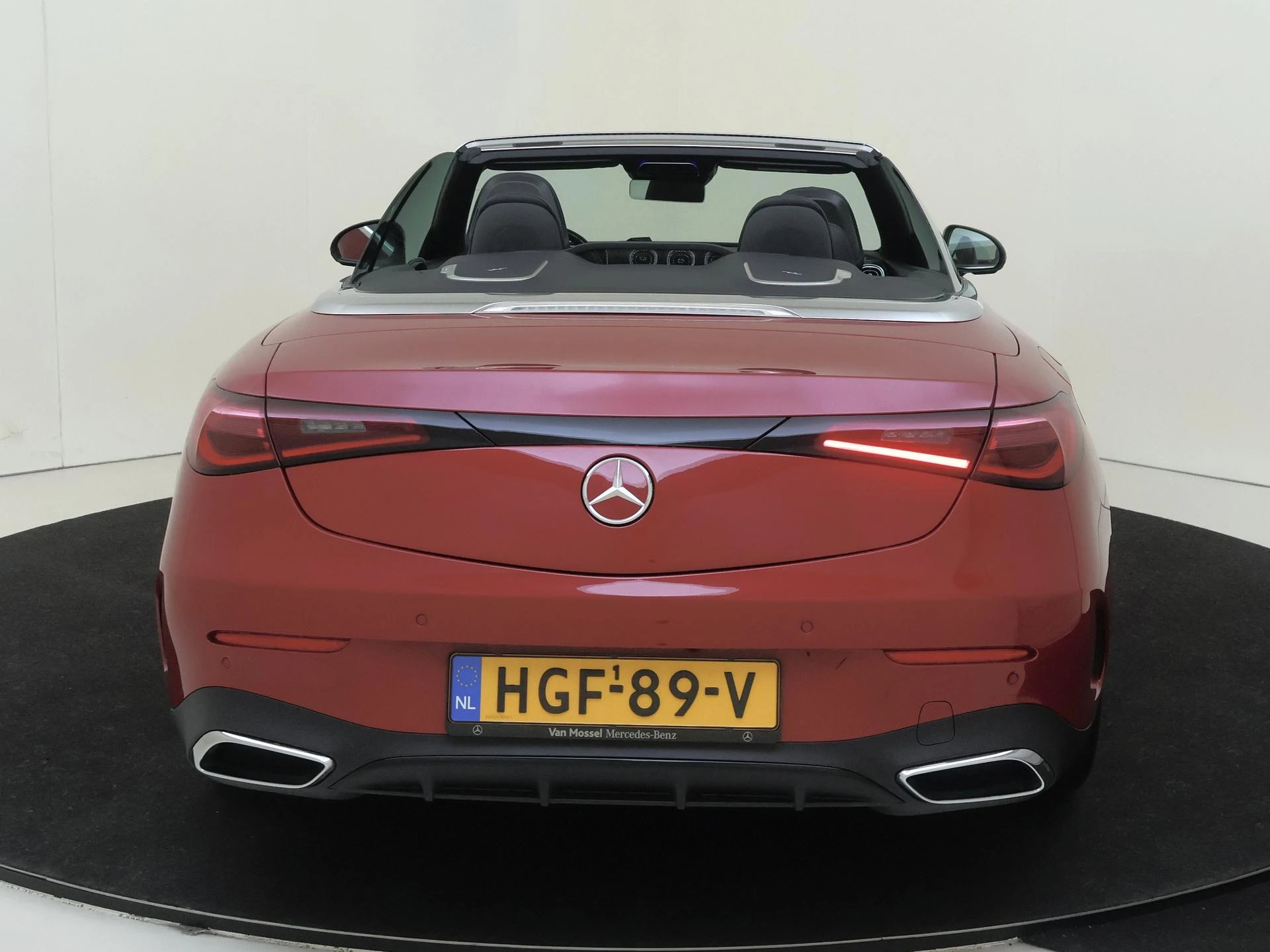 Mercedes-Benz-CLE-image-6