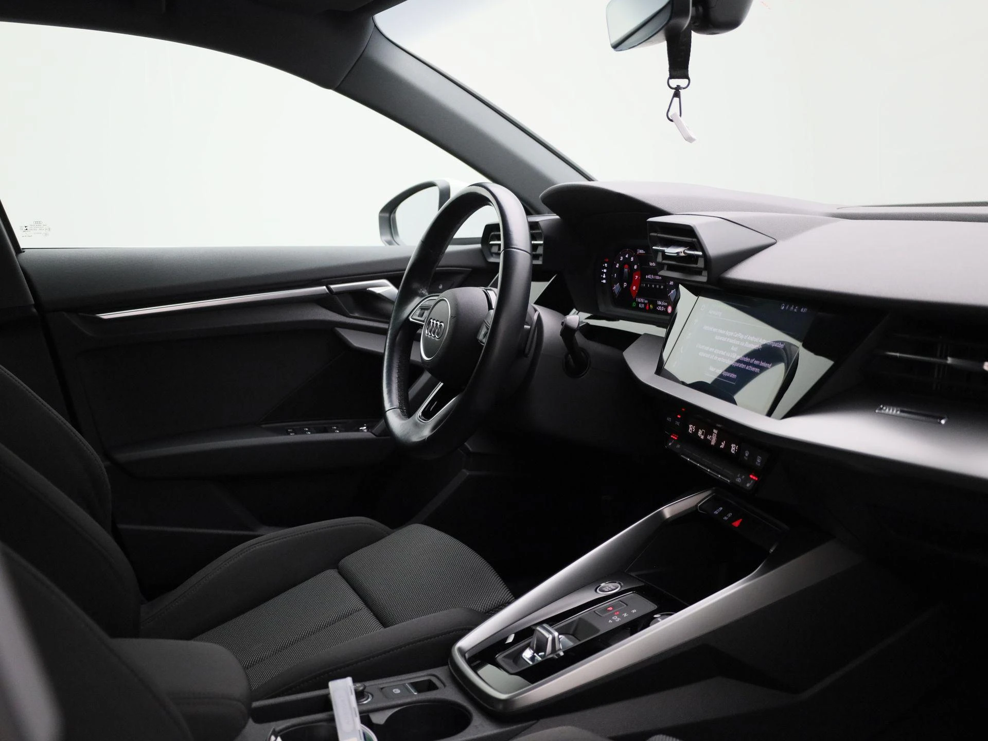 Audi-A3-image-32