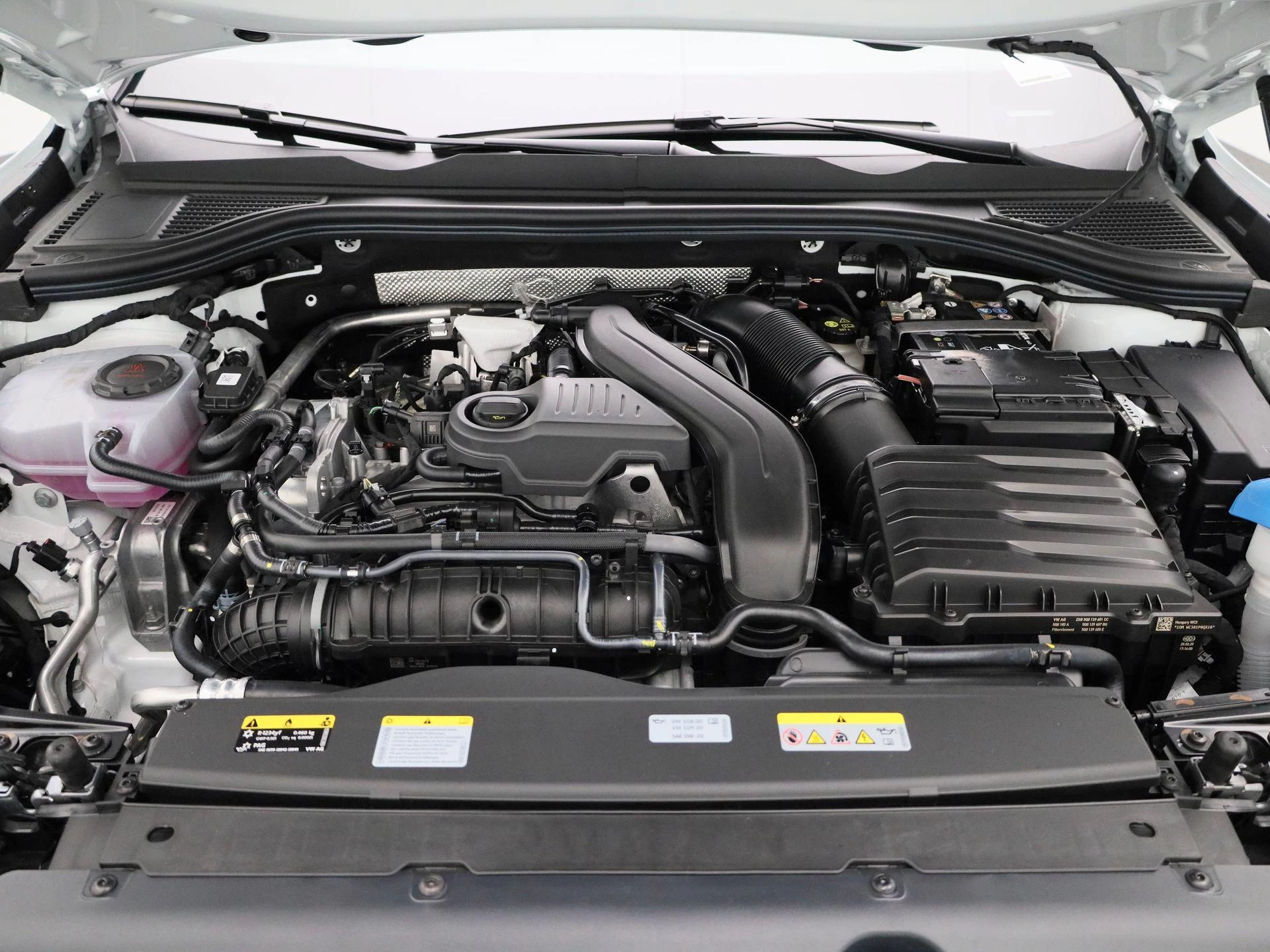 Volkswagen-Passat-image-36