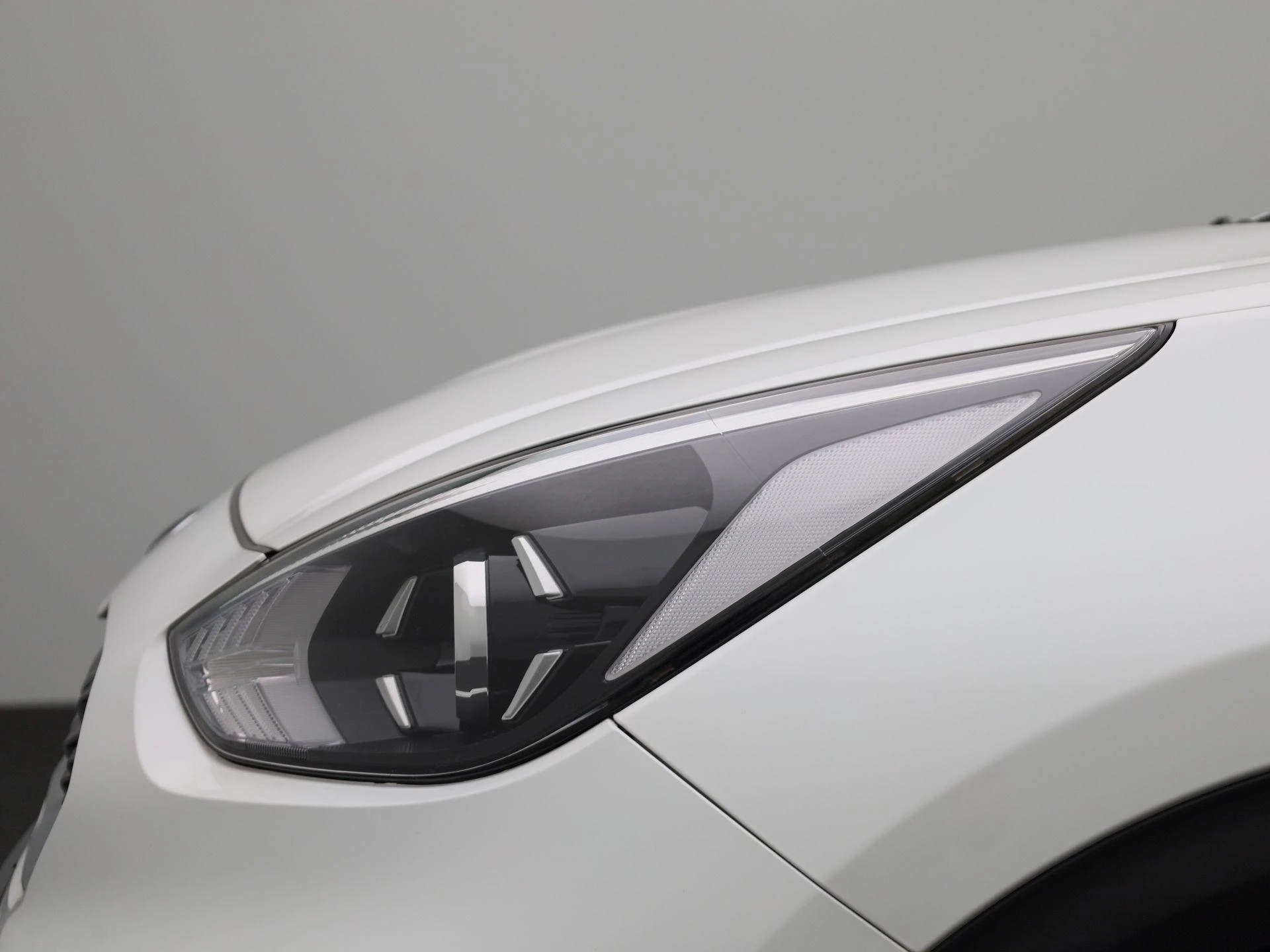 Kia-Niro-image-14