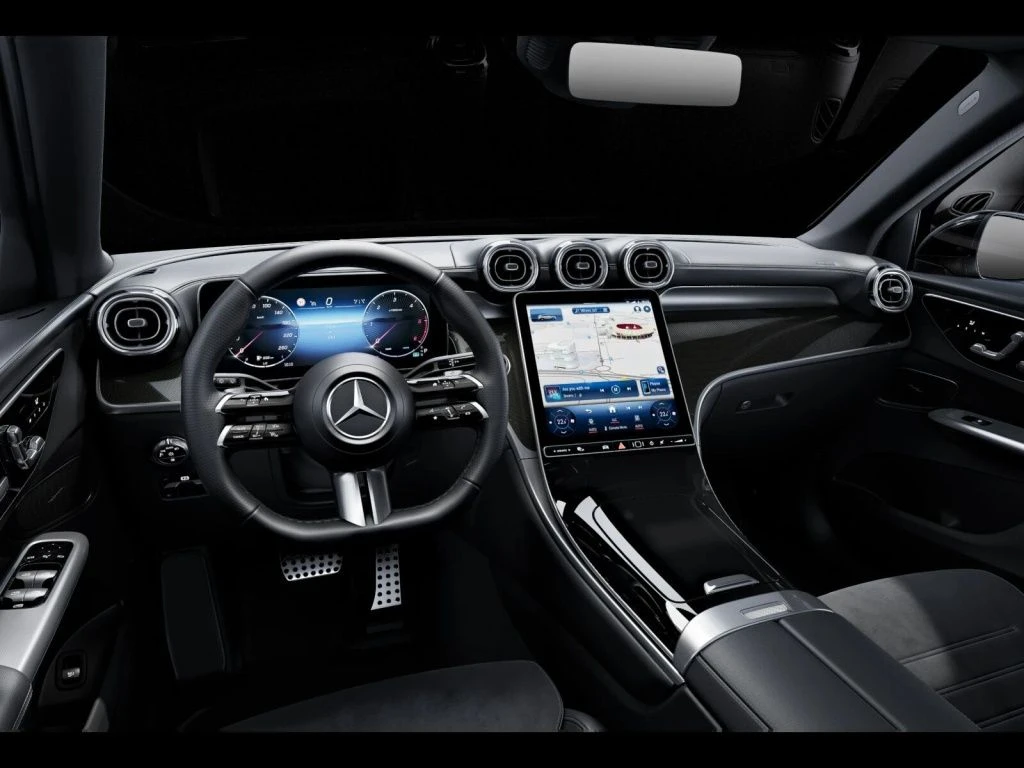 Mercedes-Benz-GLC 450 d-image-8
