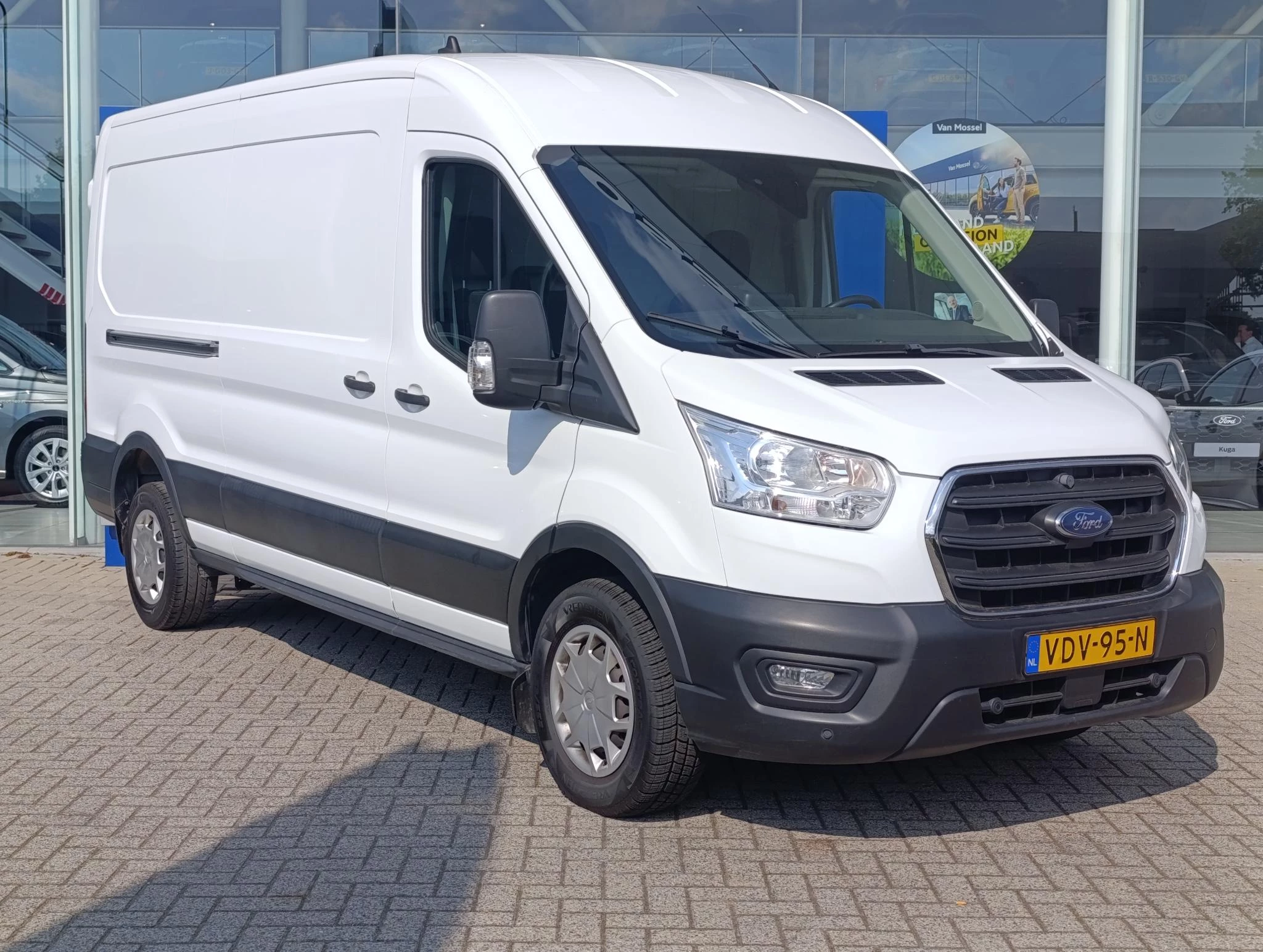 Ford Transit 350 2.0 TDCI L3H2 Trend RWD