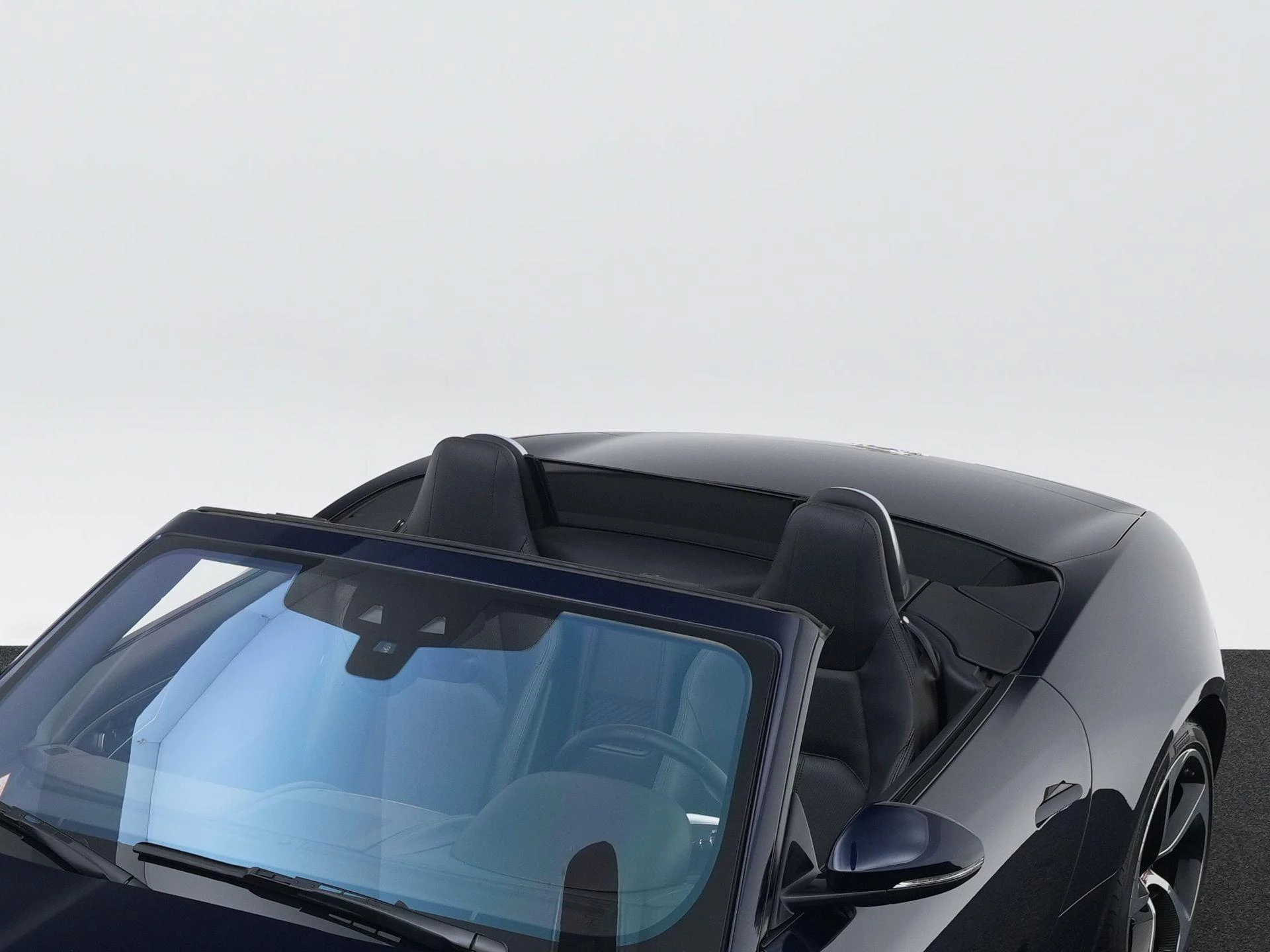 Jaguar F-TYPE P300 RWD First Edition