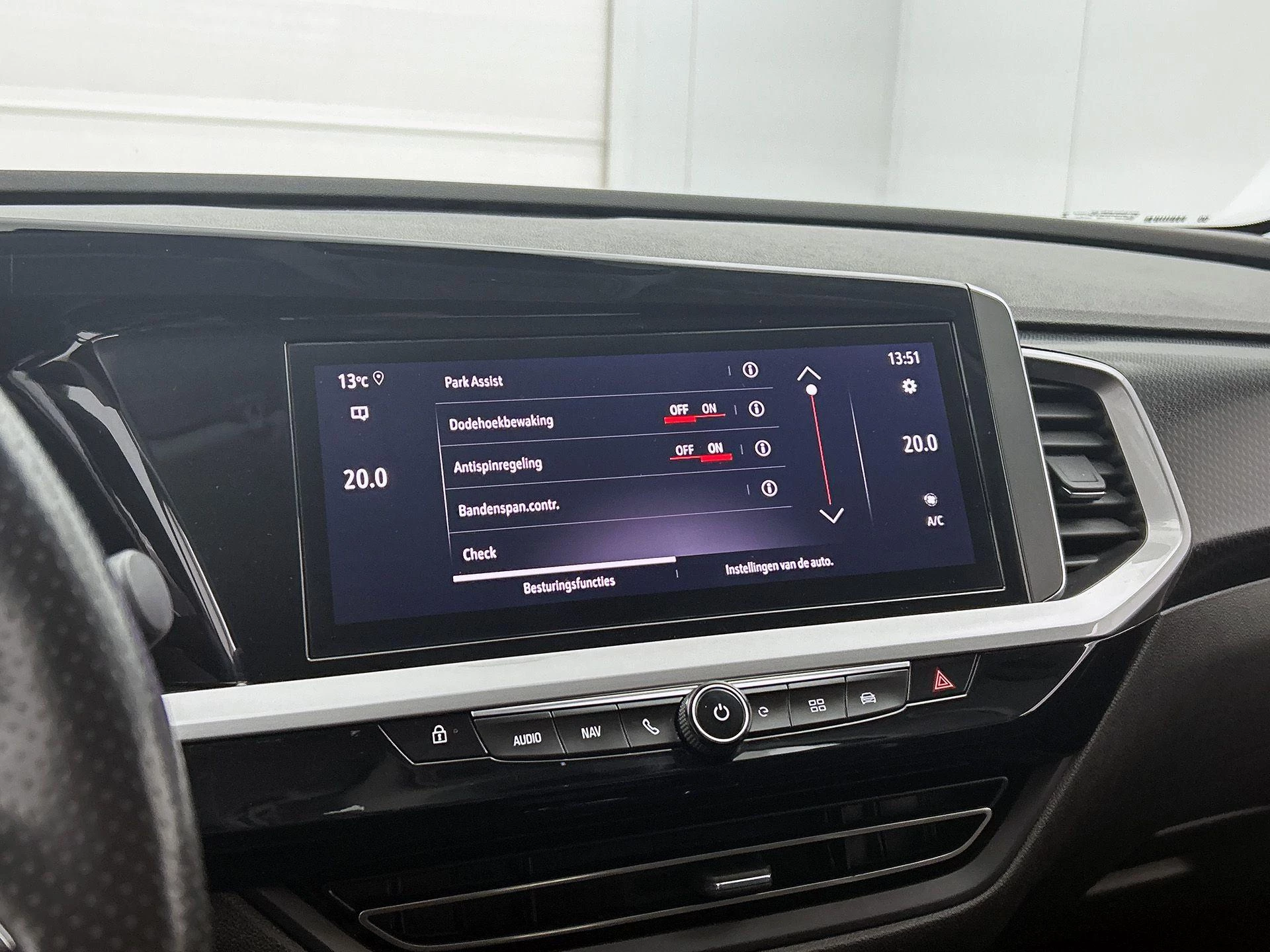 Opel-Grandland-image-6