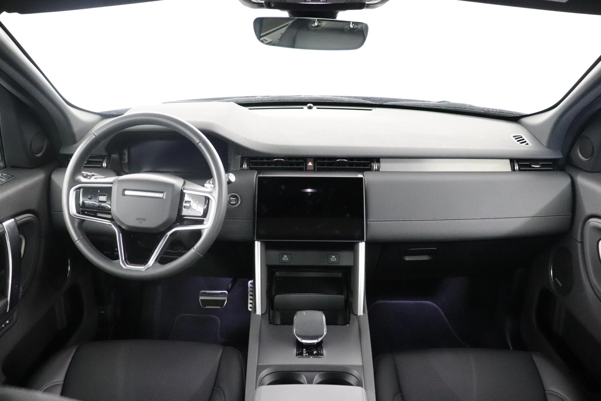 Land Rover-Discovery Sport-image-14