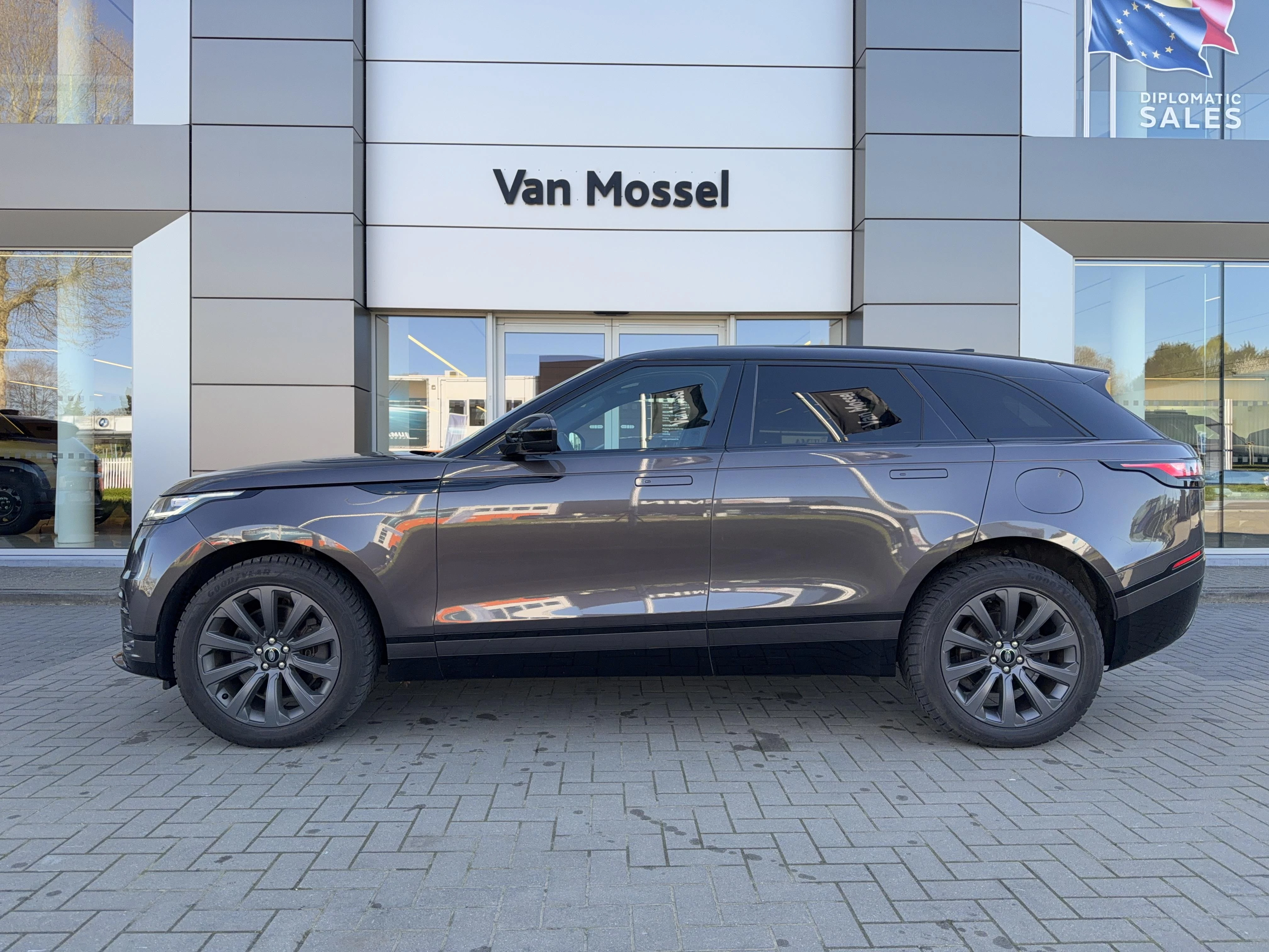 Land Rover Range Rover Velar P400e R-Dynamic S