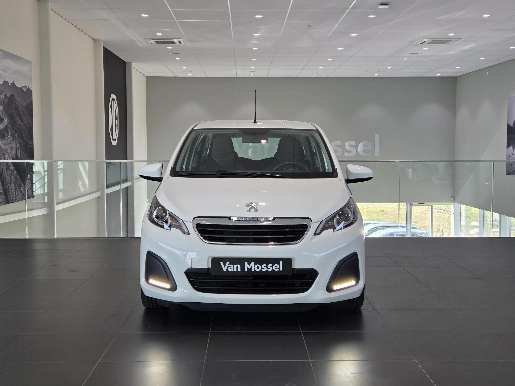 Peugeot-108-image-2