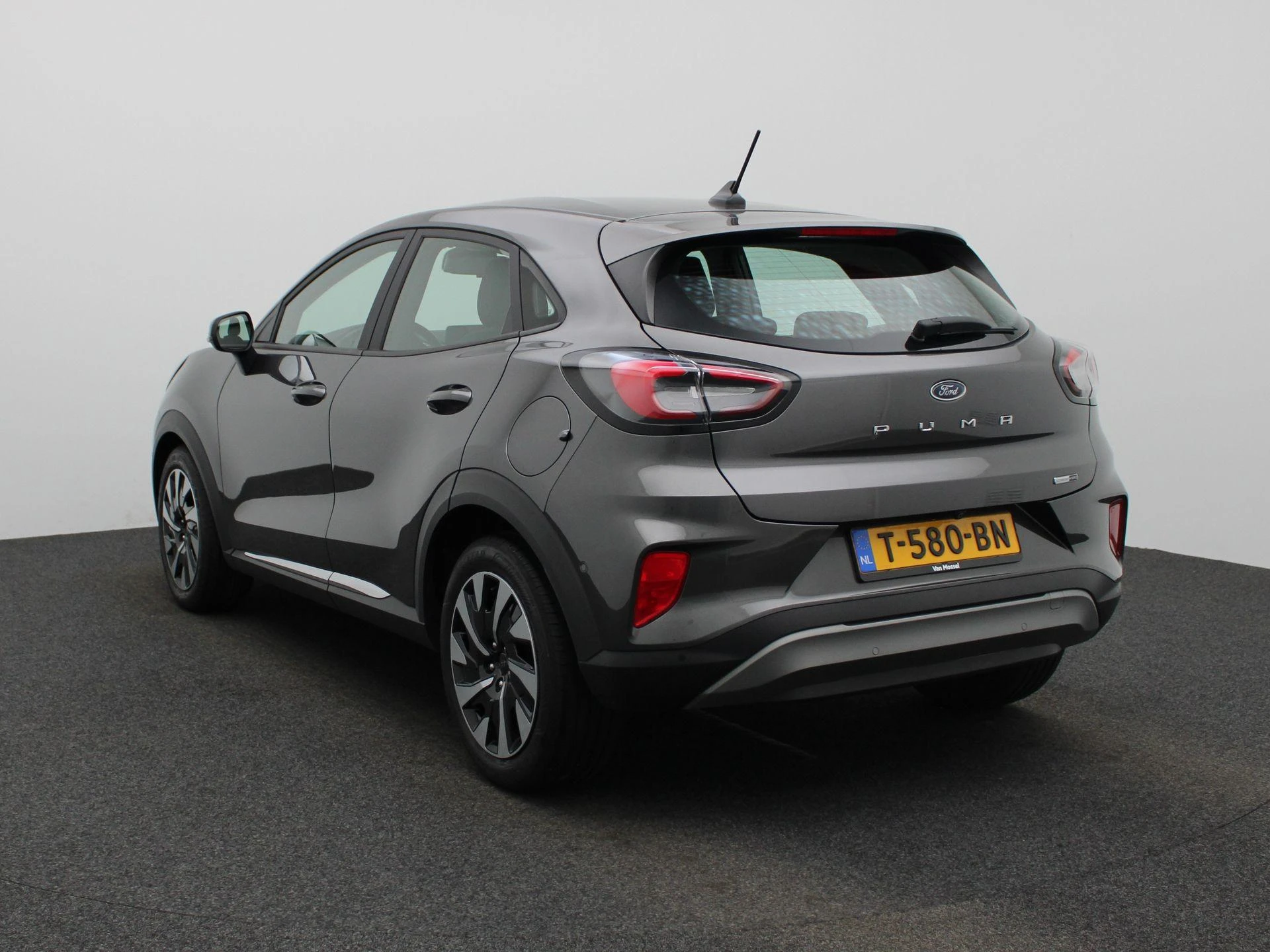 Ford-Puma-image-1
