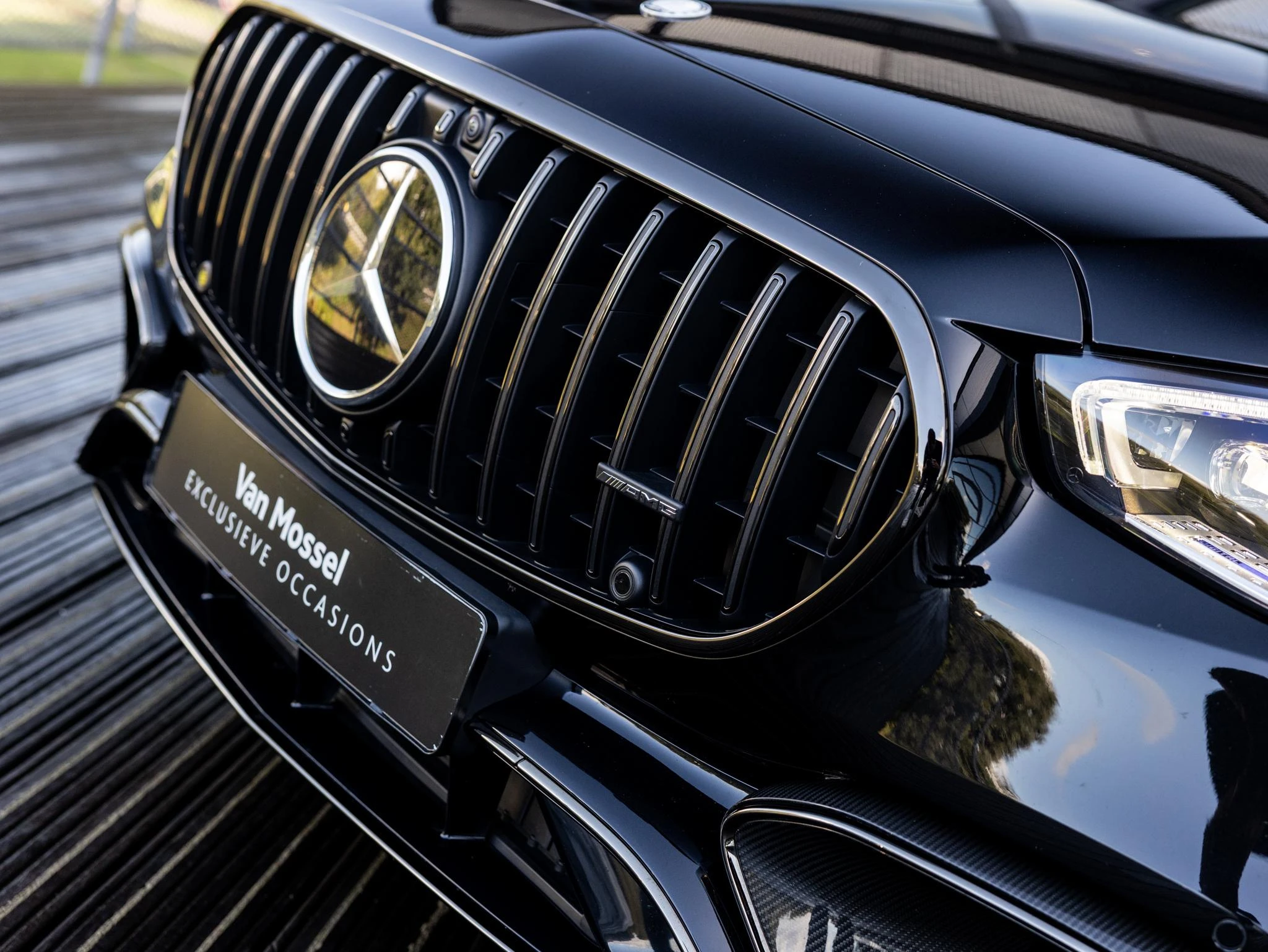 Mercedes-Benz-S-Klasse-image-7