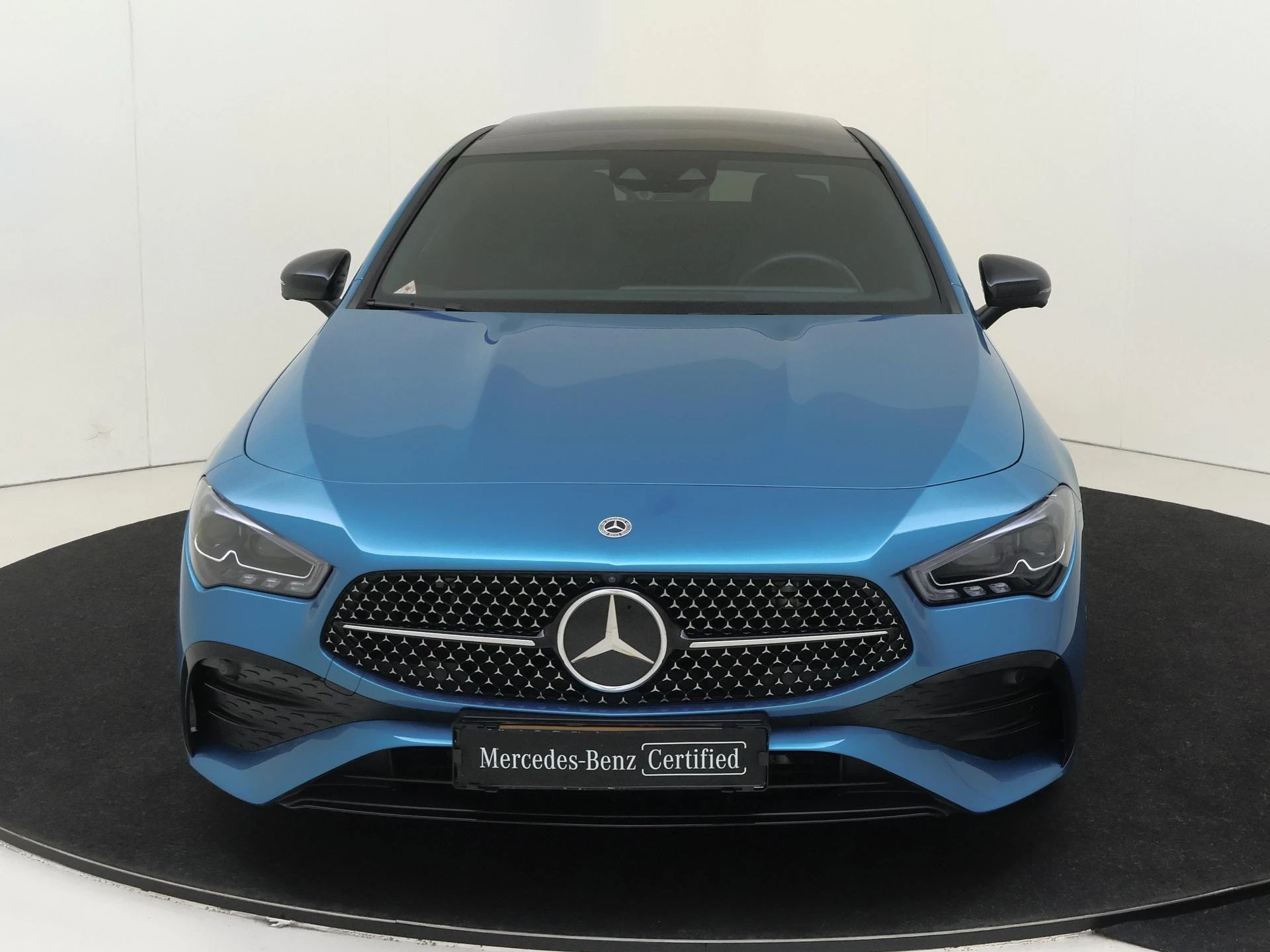 Mercedes-Benz-CLA-image-5
