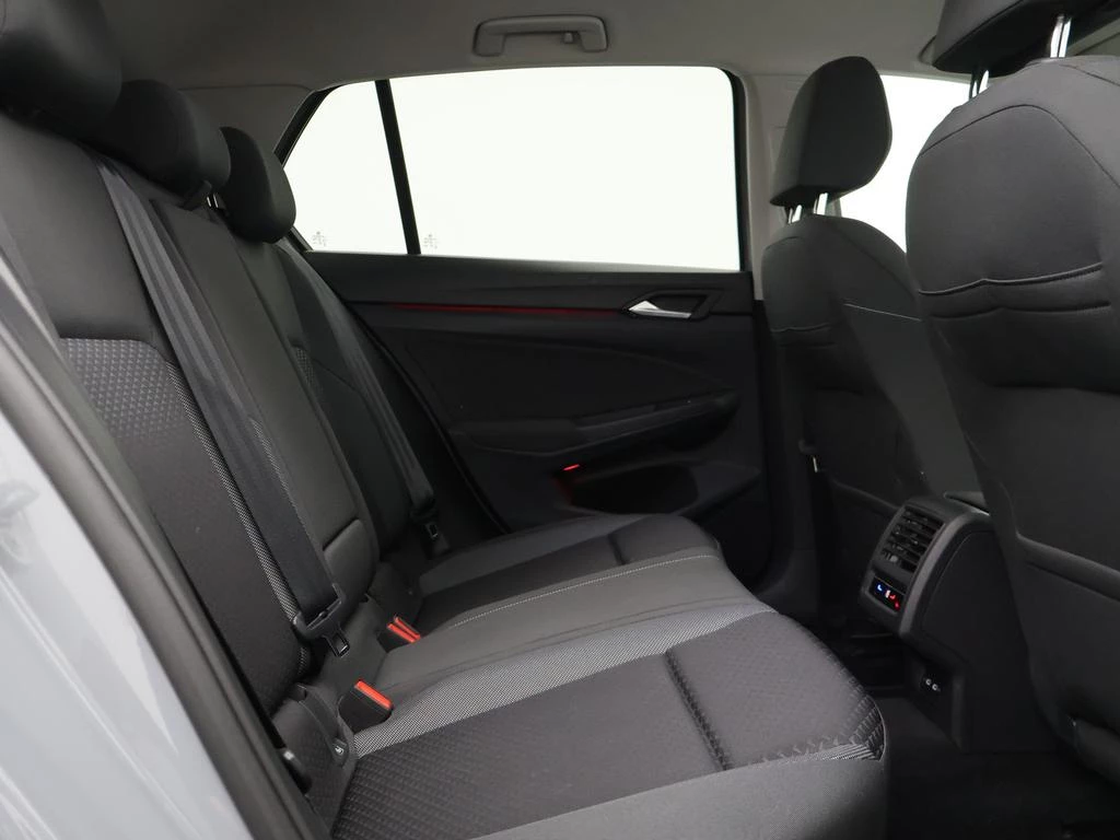 Volkswagen Golf VIII Golf Active 1.5eTSI *VIRTUAL COCKPIT*CAMERA*ACC*PDC*LED*NAVI*APP-CONNECT*...*