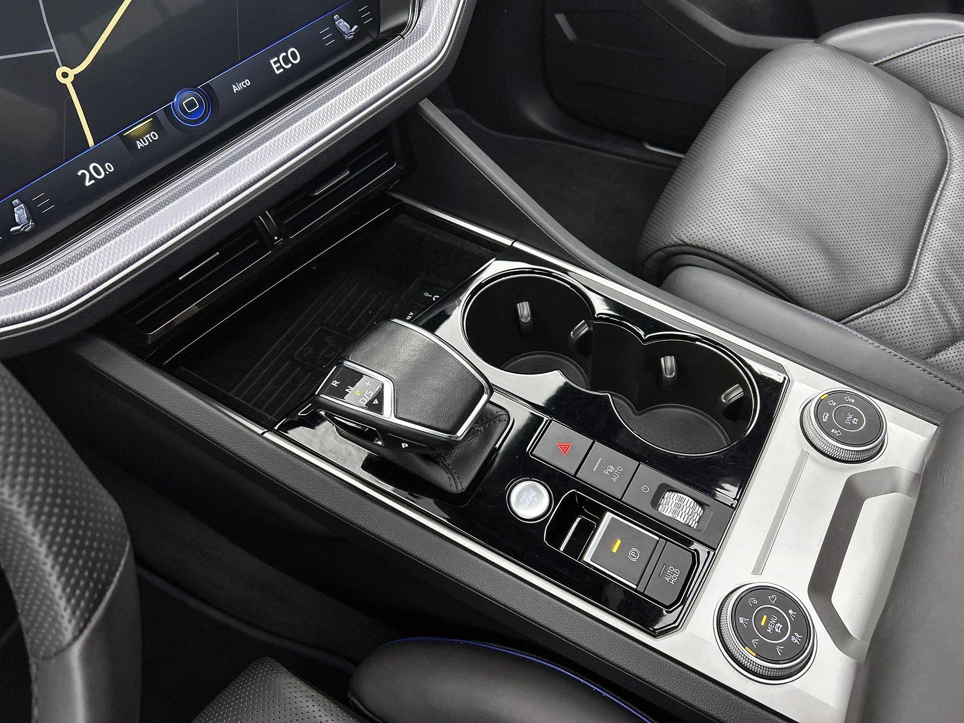 Volkswagen Touareg 3.0 TSi 4MOTION R