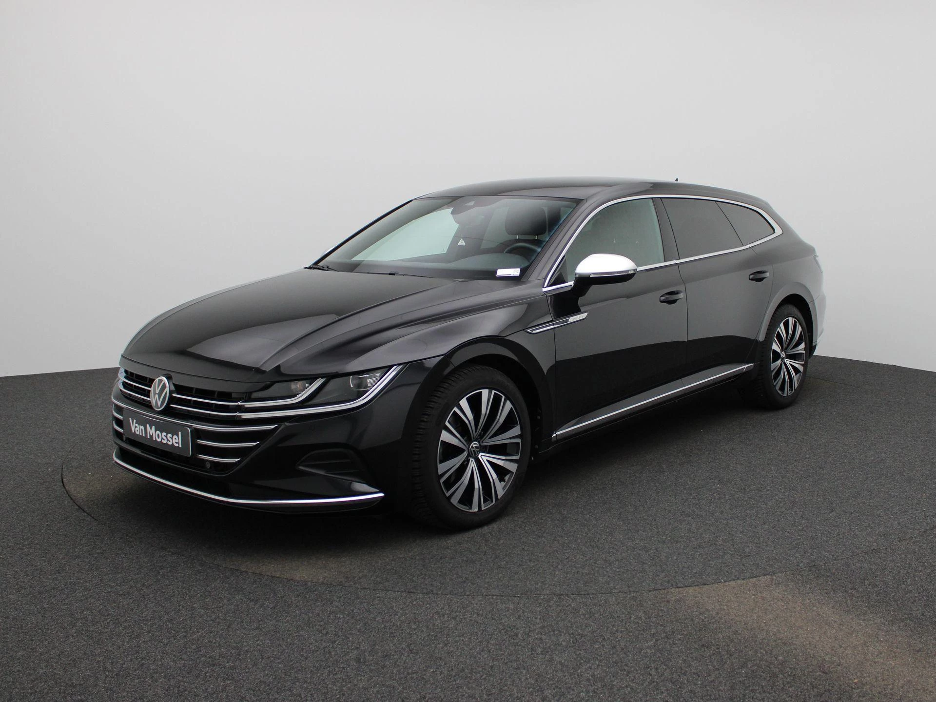 Volkswagen-Arteon-image-0