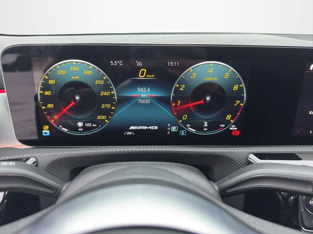 Mercedes-AMG-A-Klasse 45-image-16
