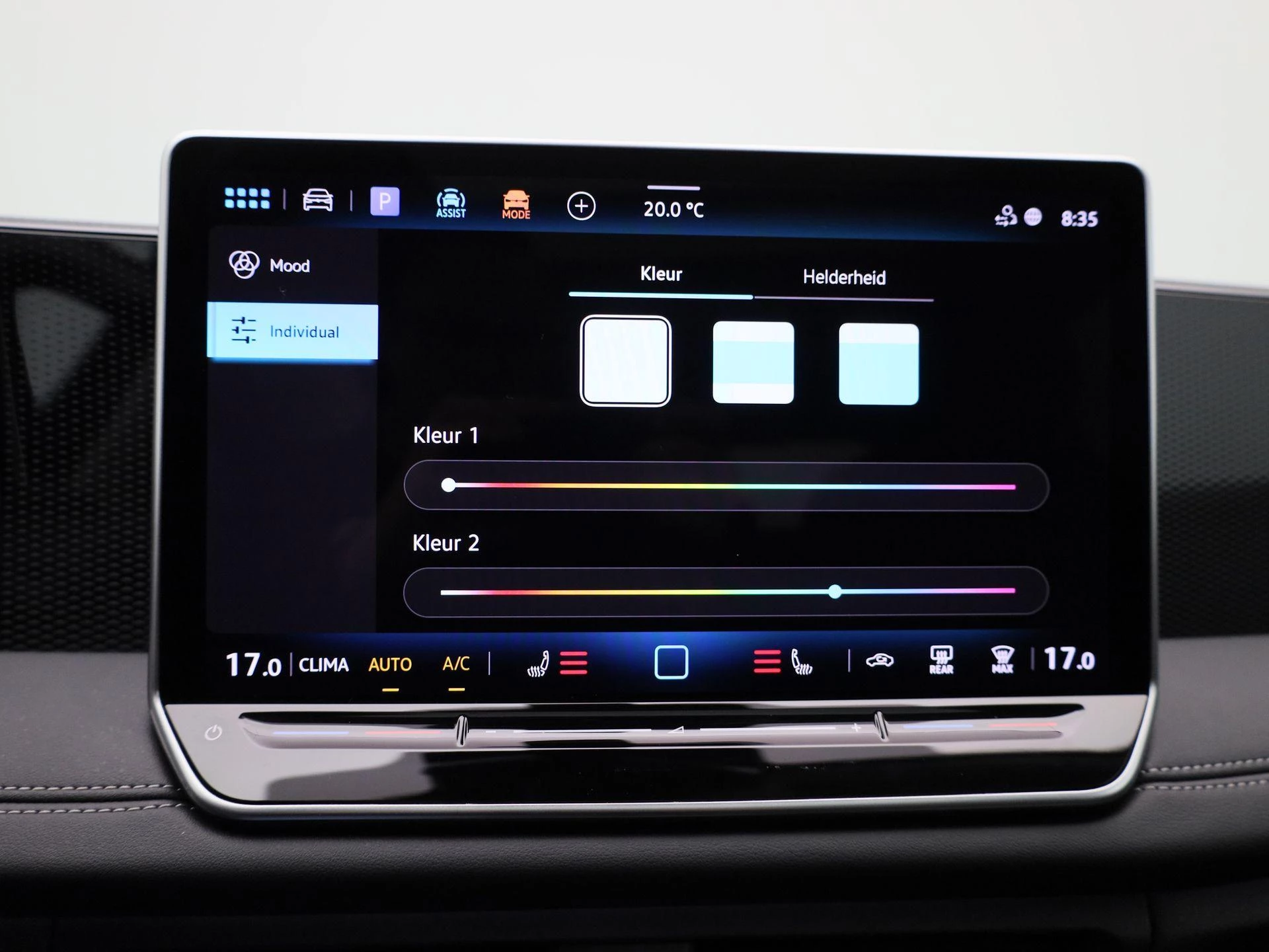 Volkswagen-Tiguan-image-21