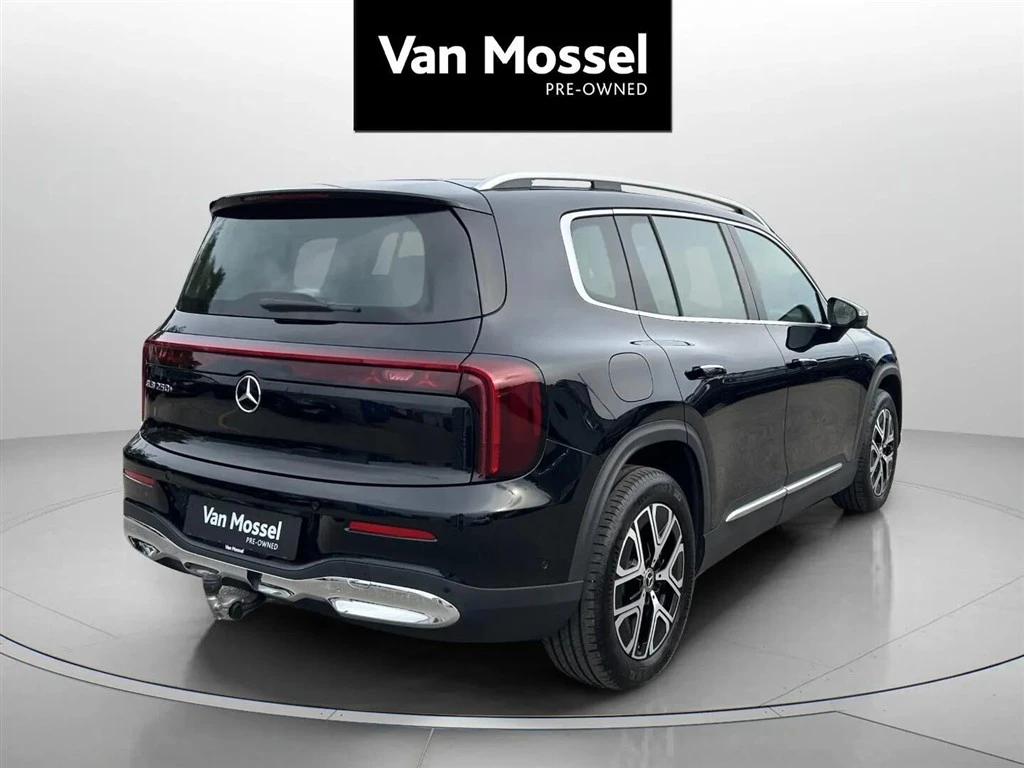 Mercedes-Benz-GLB-image-4