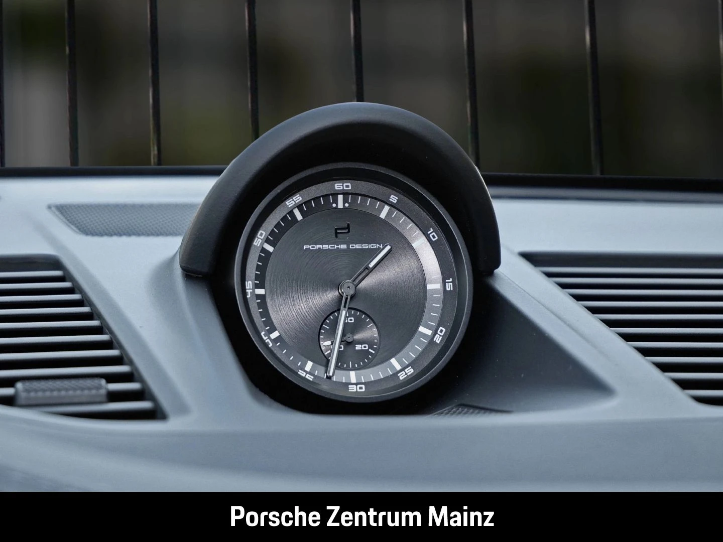Porsche-911-image-17
