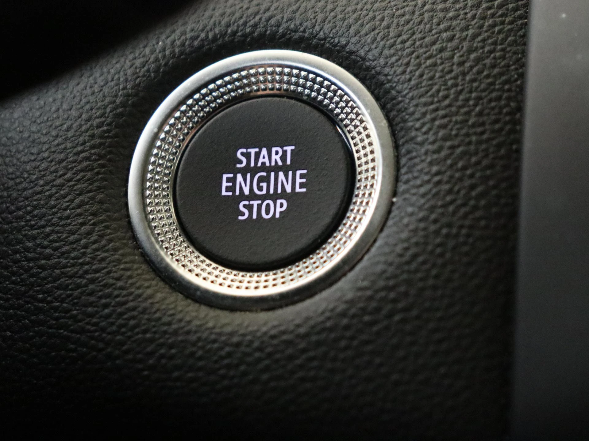 Renault-Captur-image-21