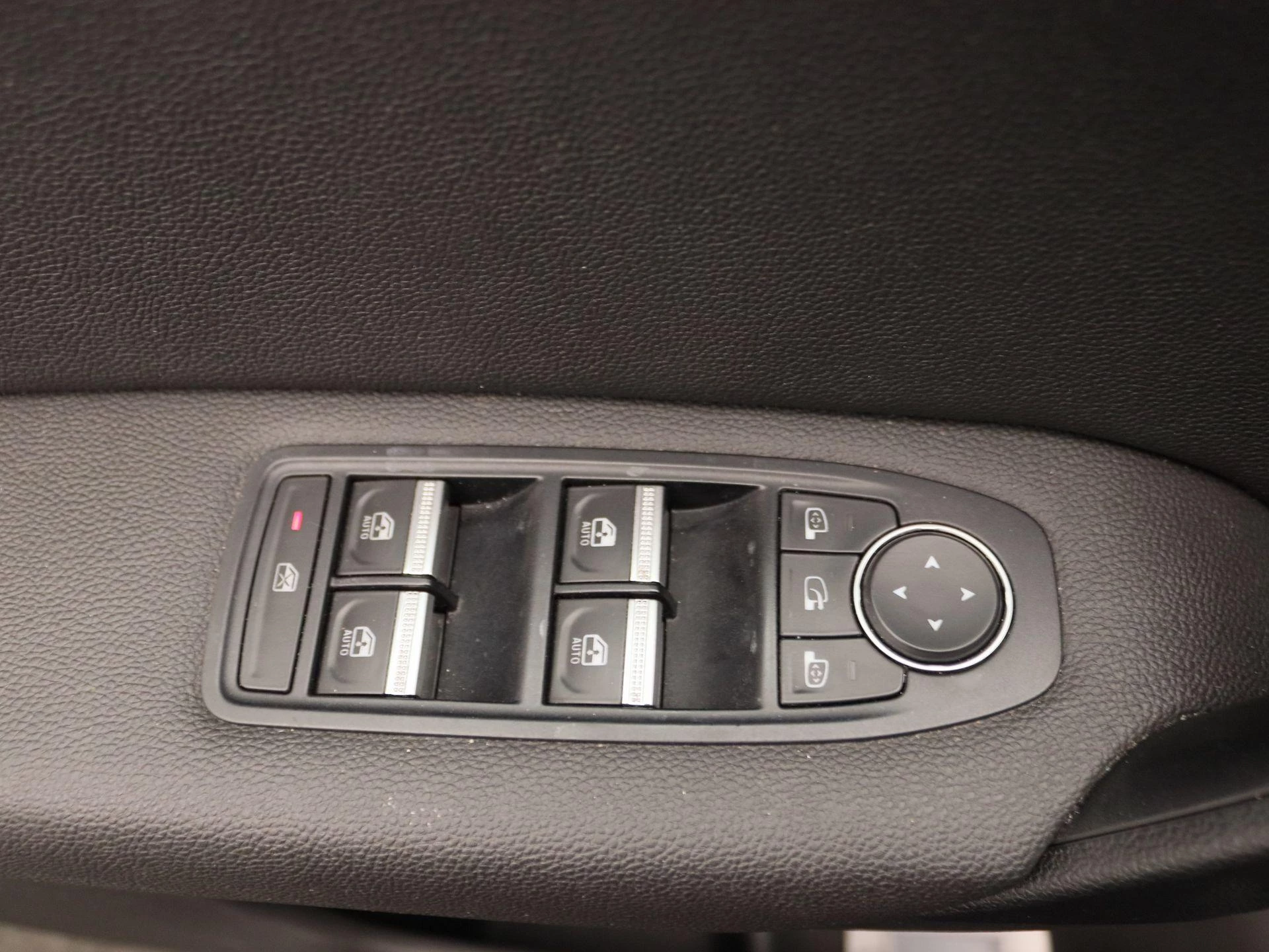 Renault-Captur-image-24