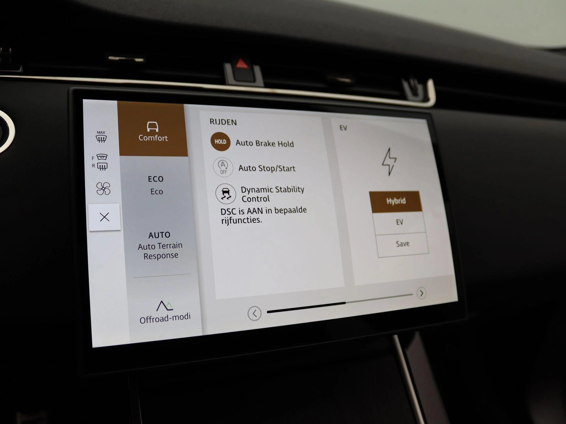 Land Rover-Range Rover Evoque-image-21