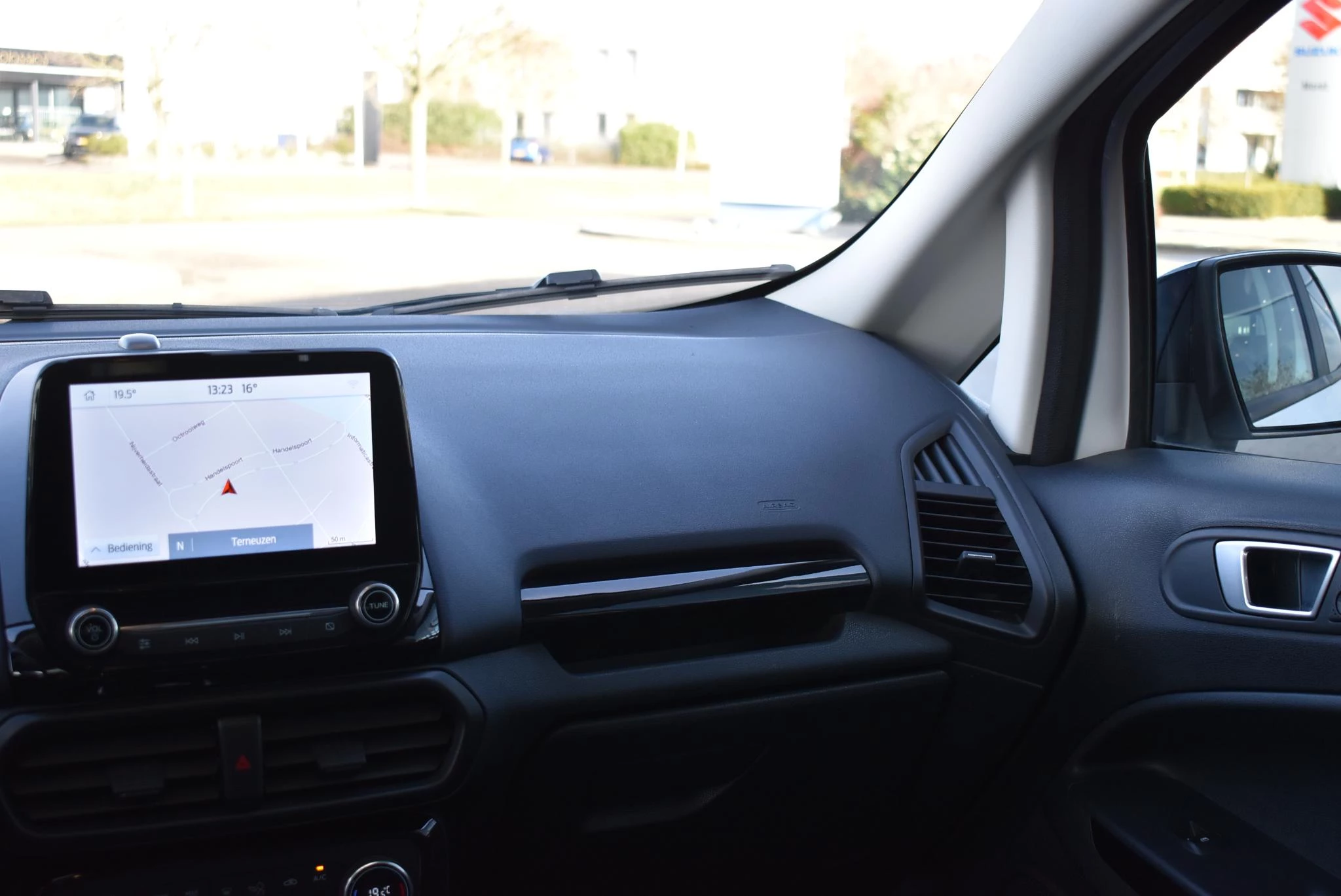 Ford-EcoSport-image-32