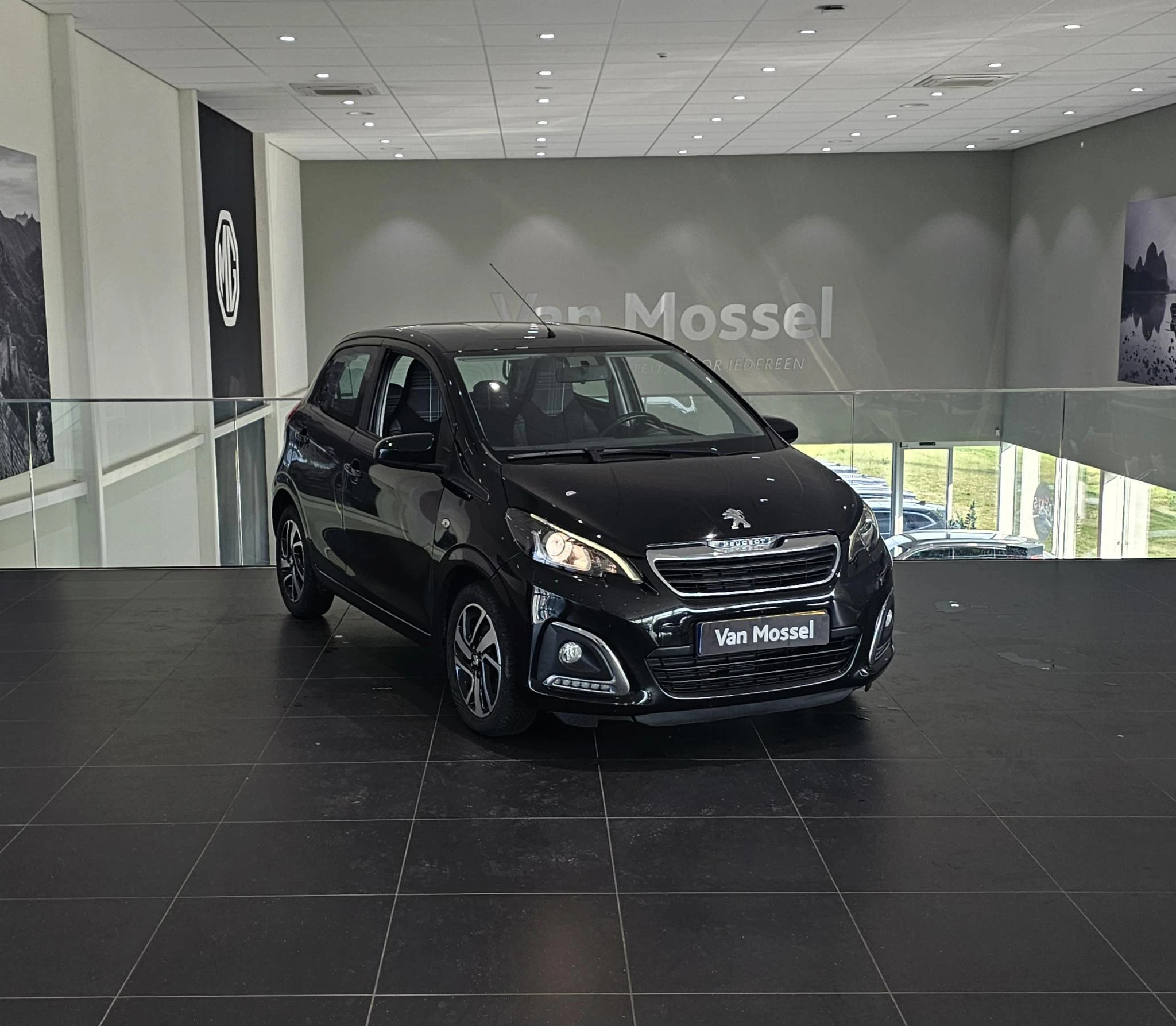 Peugeot-108-image-2