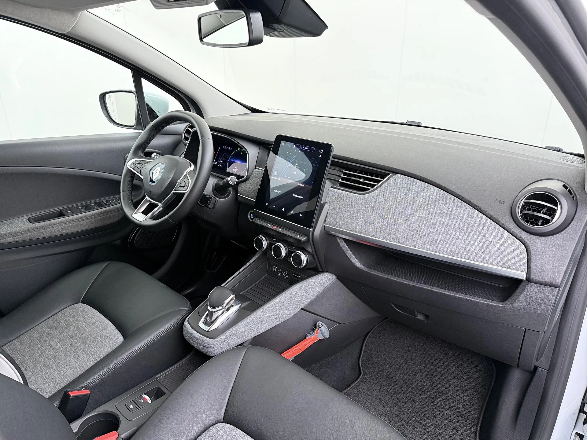 Renault-ZOE-image-32