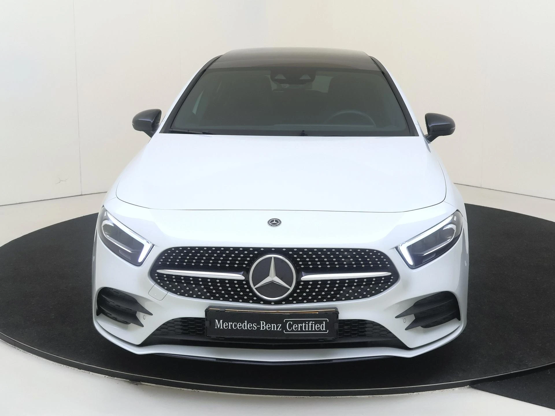 Mercedes-Benz-A-Klasse-image-5