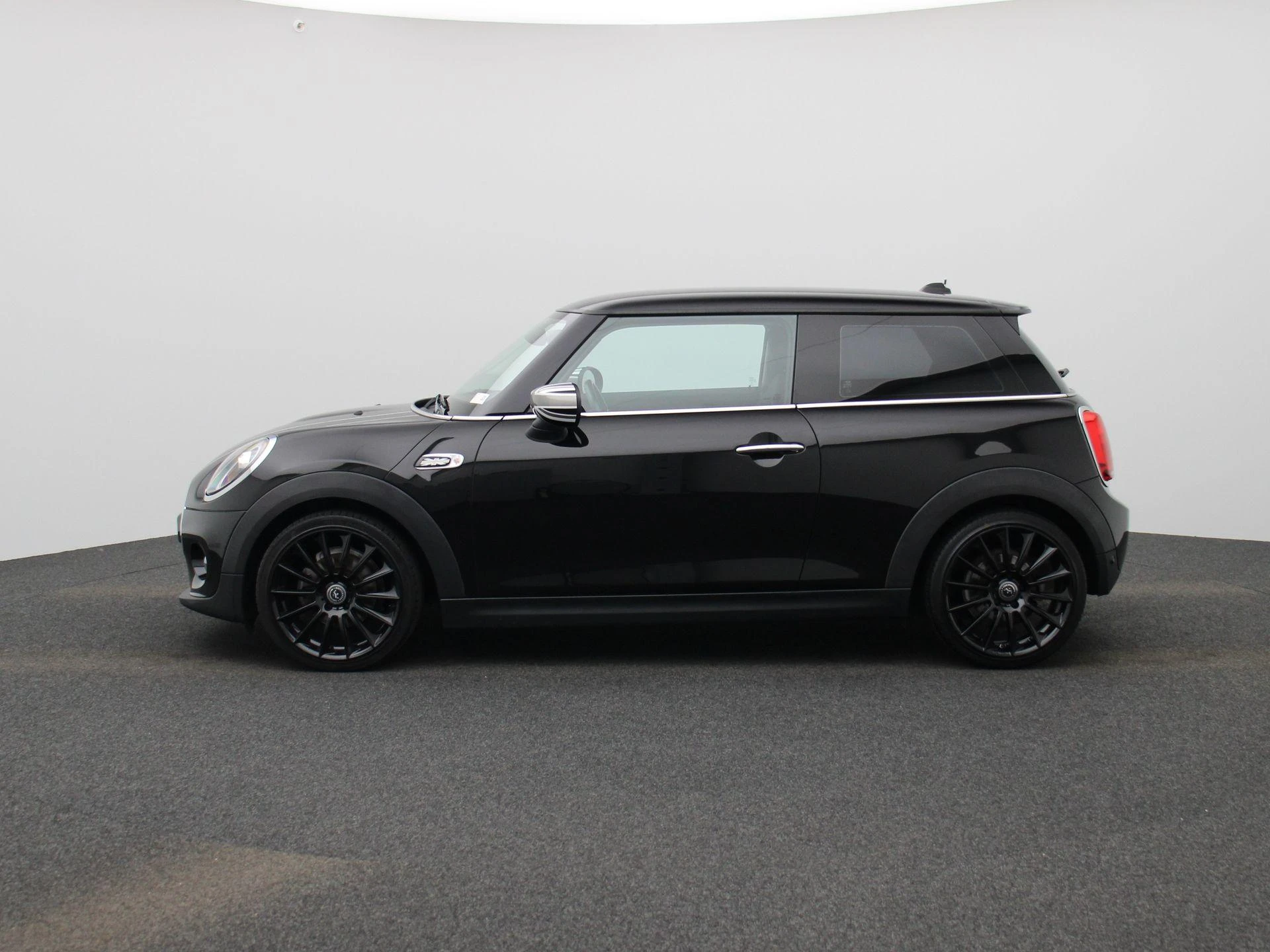 MINI-3-deurs-image-3