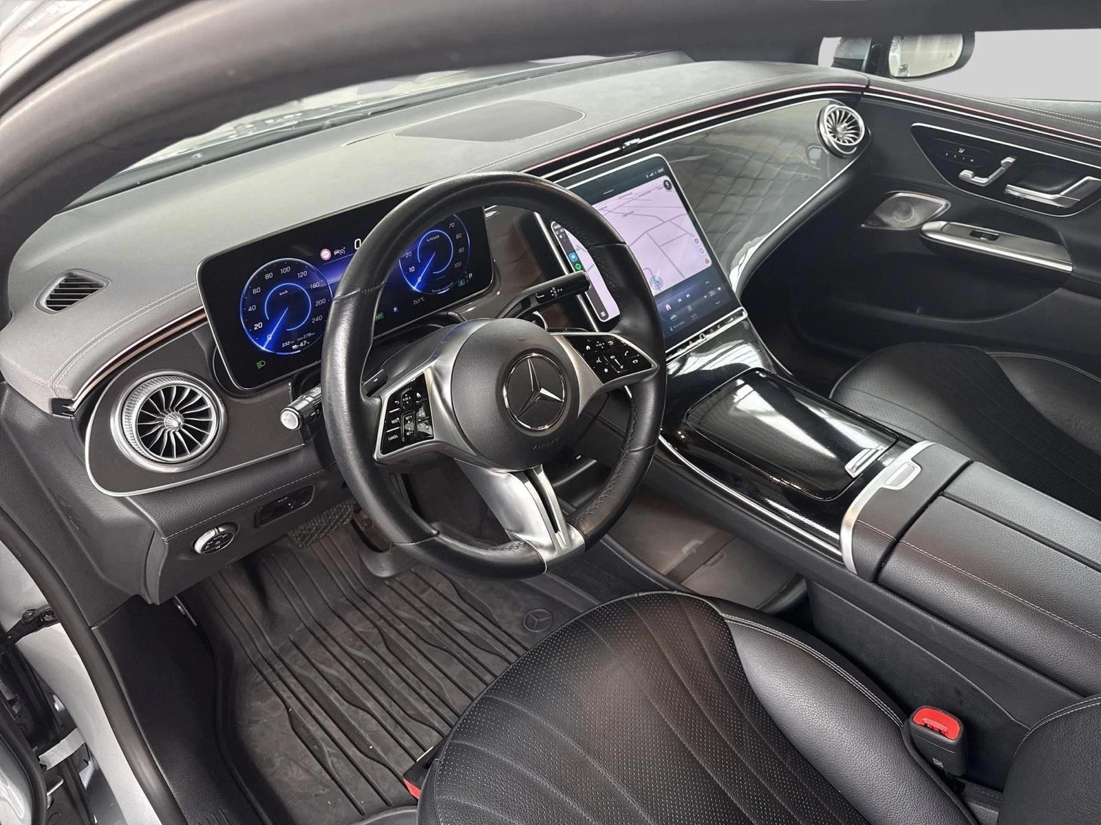 Mercedes-Benz-EQE-image-7